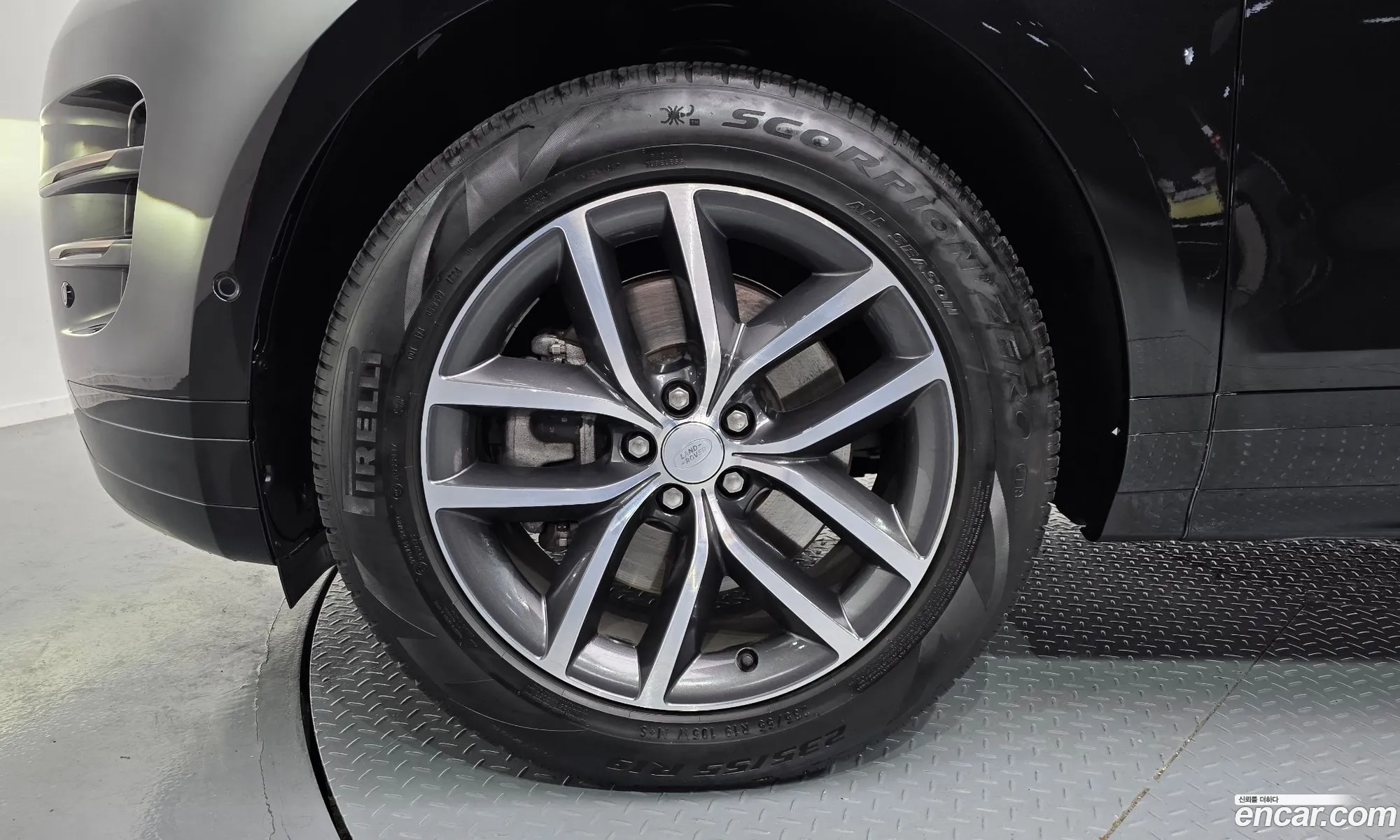 Land Rover Range Rover Evoque 2025 SALZA2BX7SH265490 — 8