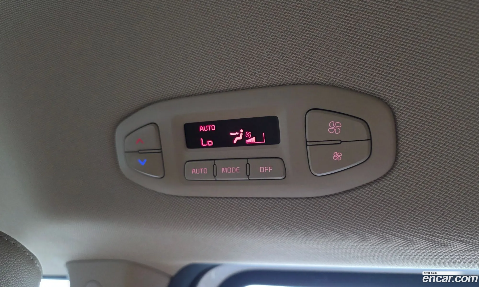 Kia Carnival 2016 — 18