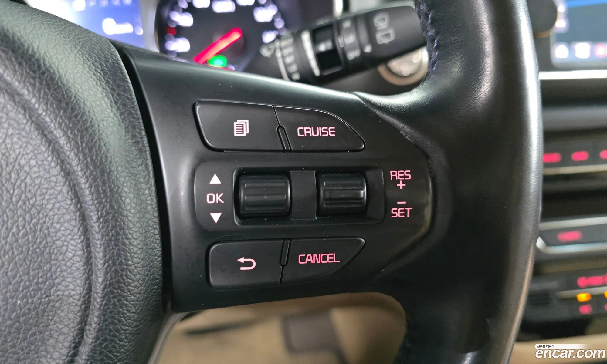 Kia Carnival 2016 — 16