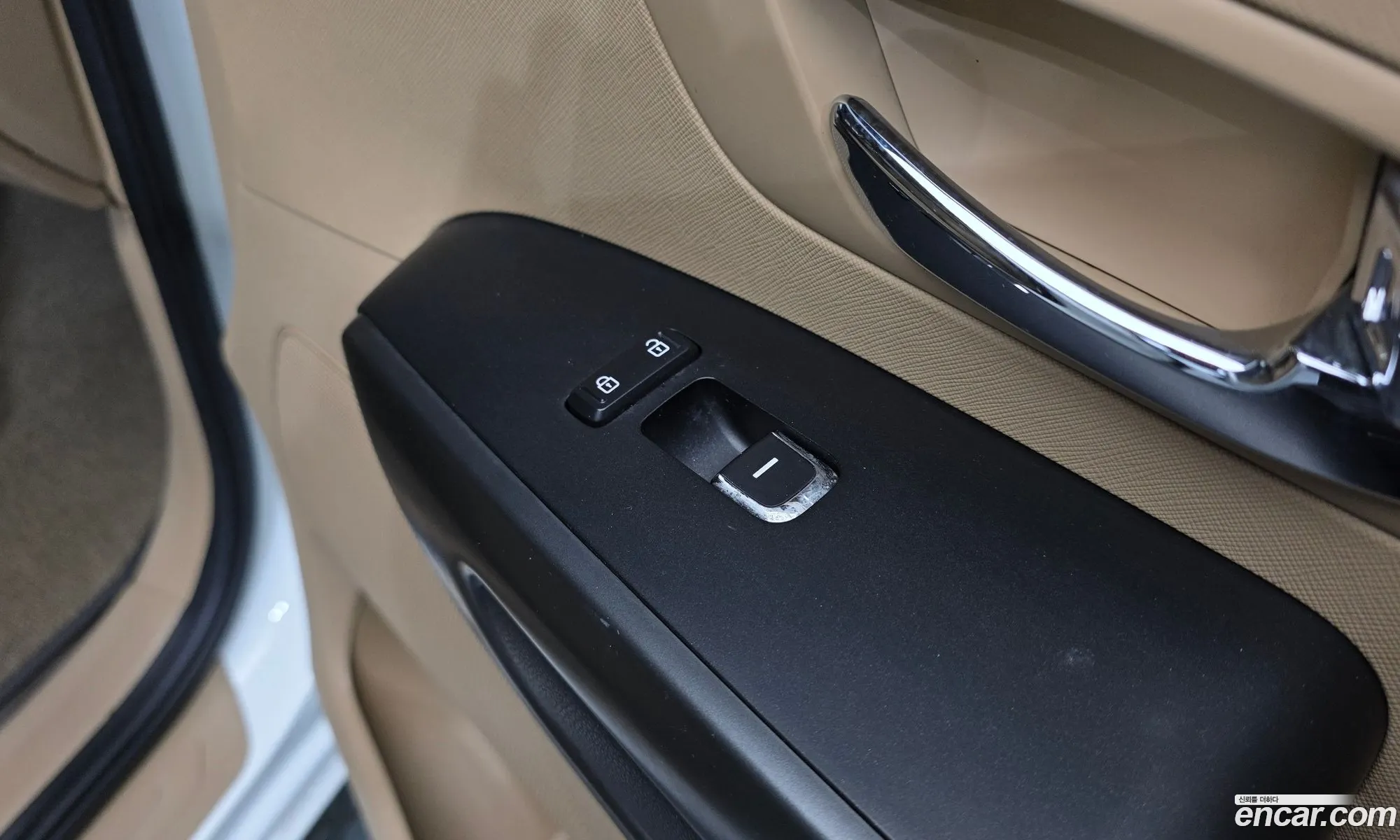 Kia Carnival 2016 — 23