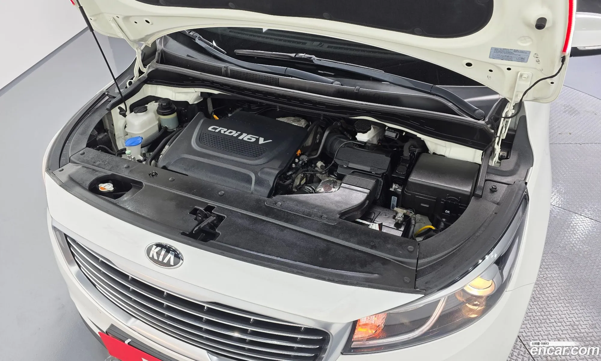 Kia Carnival 2016 — 10