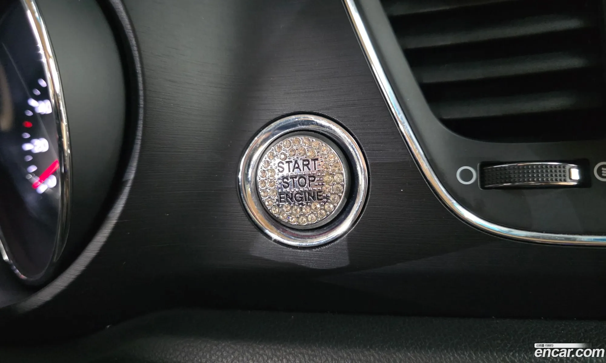 Kia Carnival 2016 — 7