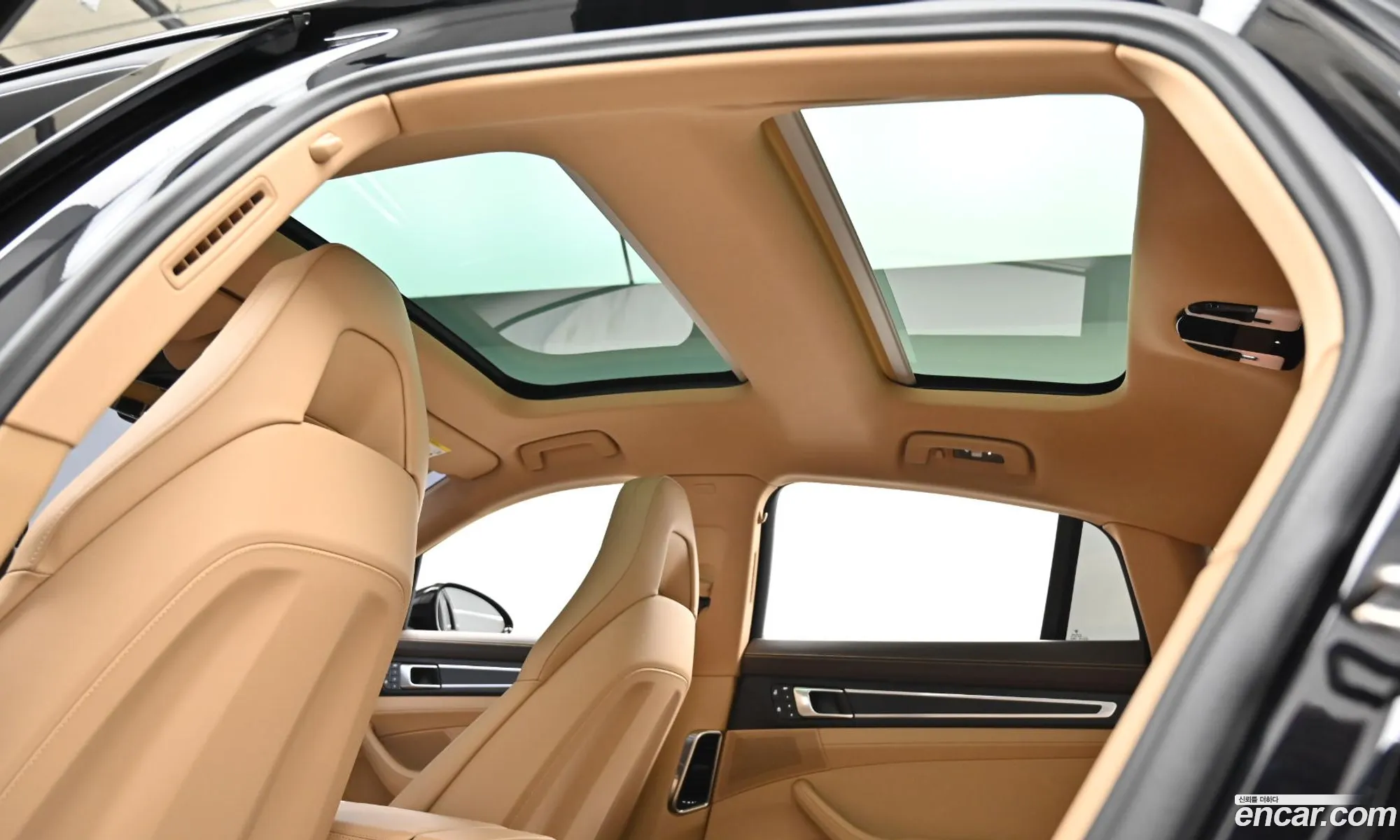 Porsche Panamera 2023 — 10