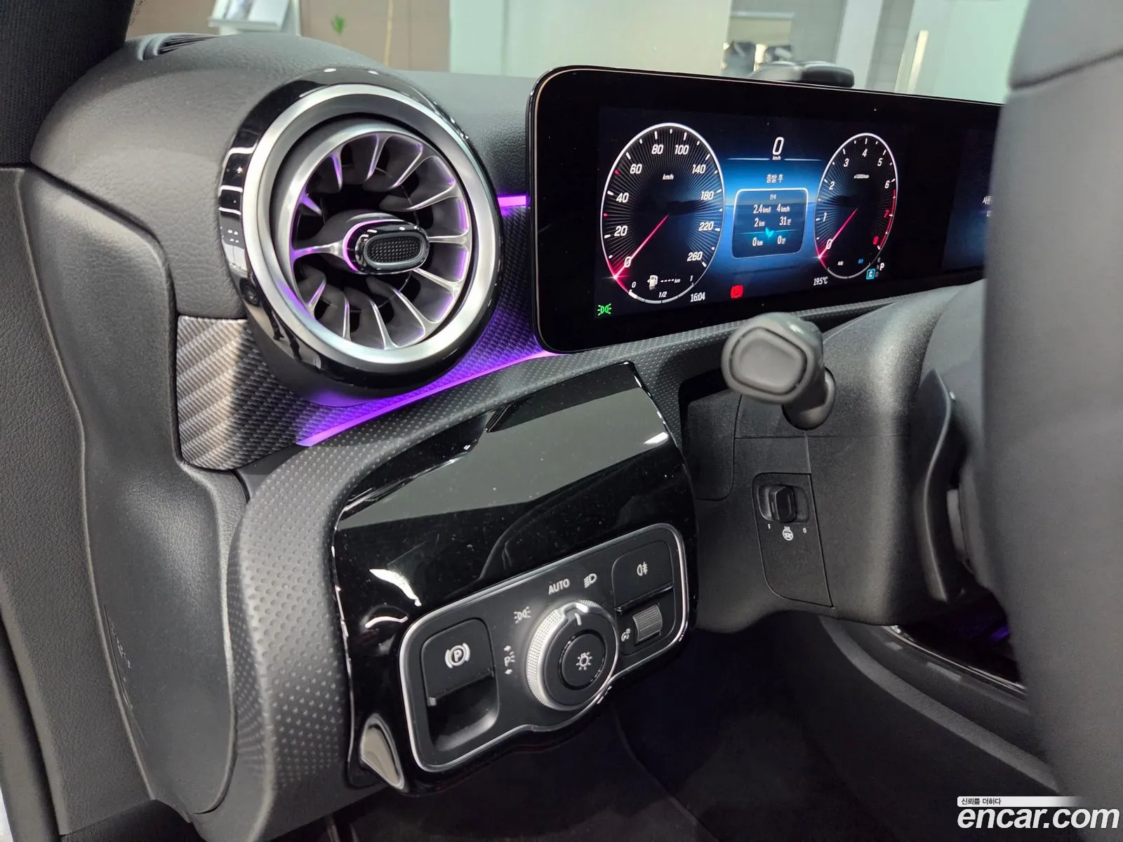 Mercedes-Benz A-Class W177 2025 — 14