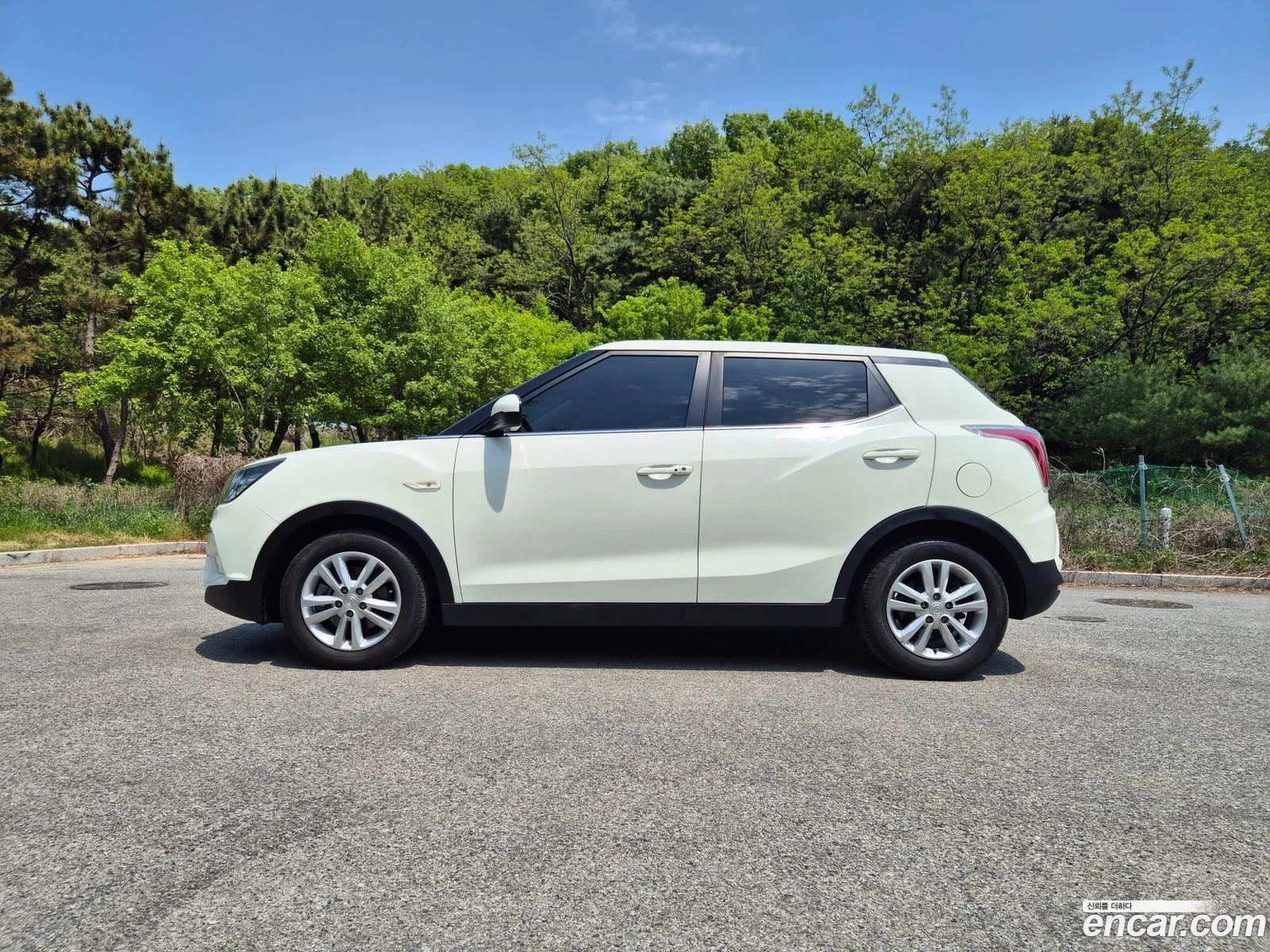 KG Mobility (SsangYong) Tivoli 2017 — 3