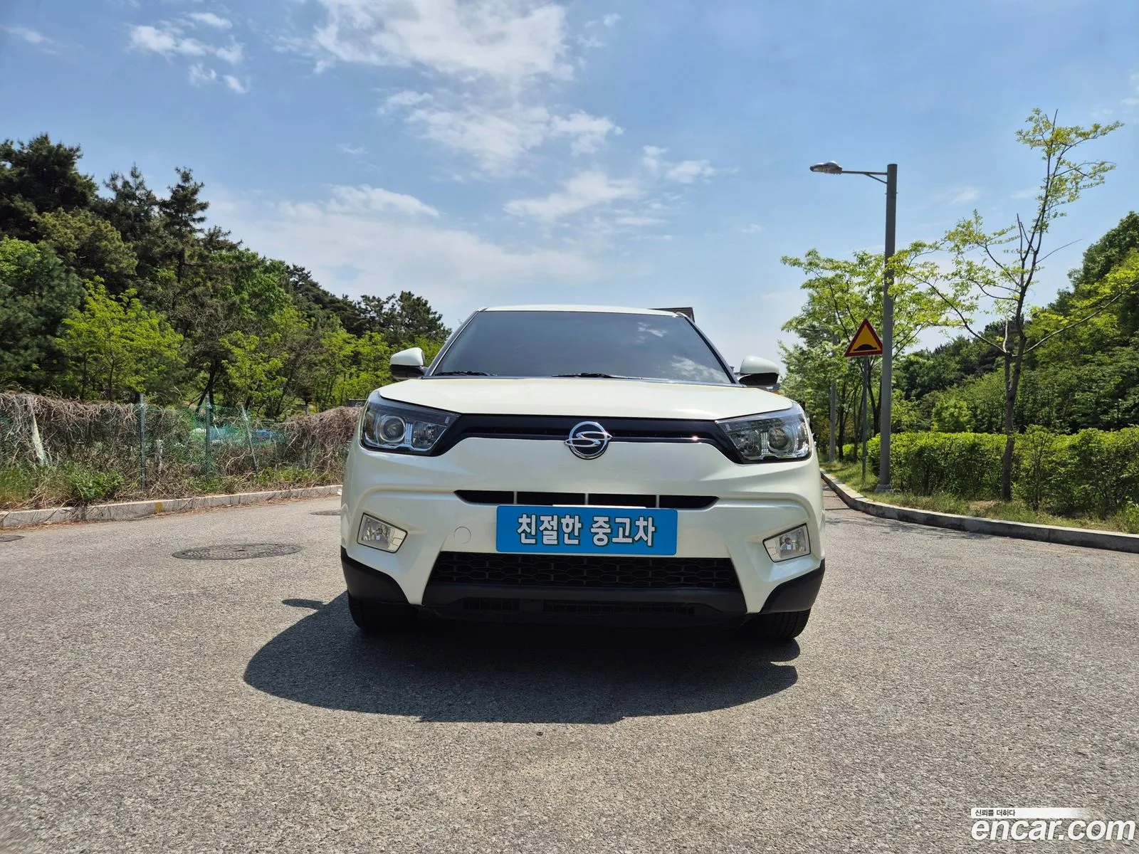 KG Mobility (SsangYong) Tivoli 2017 — 18