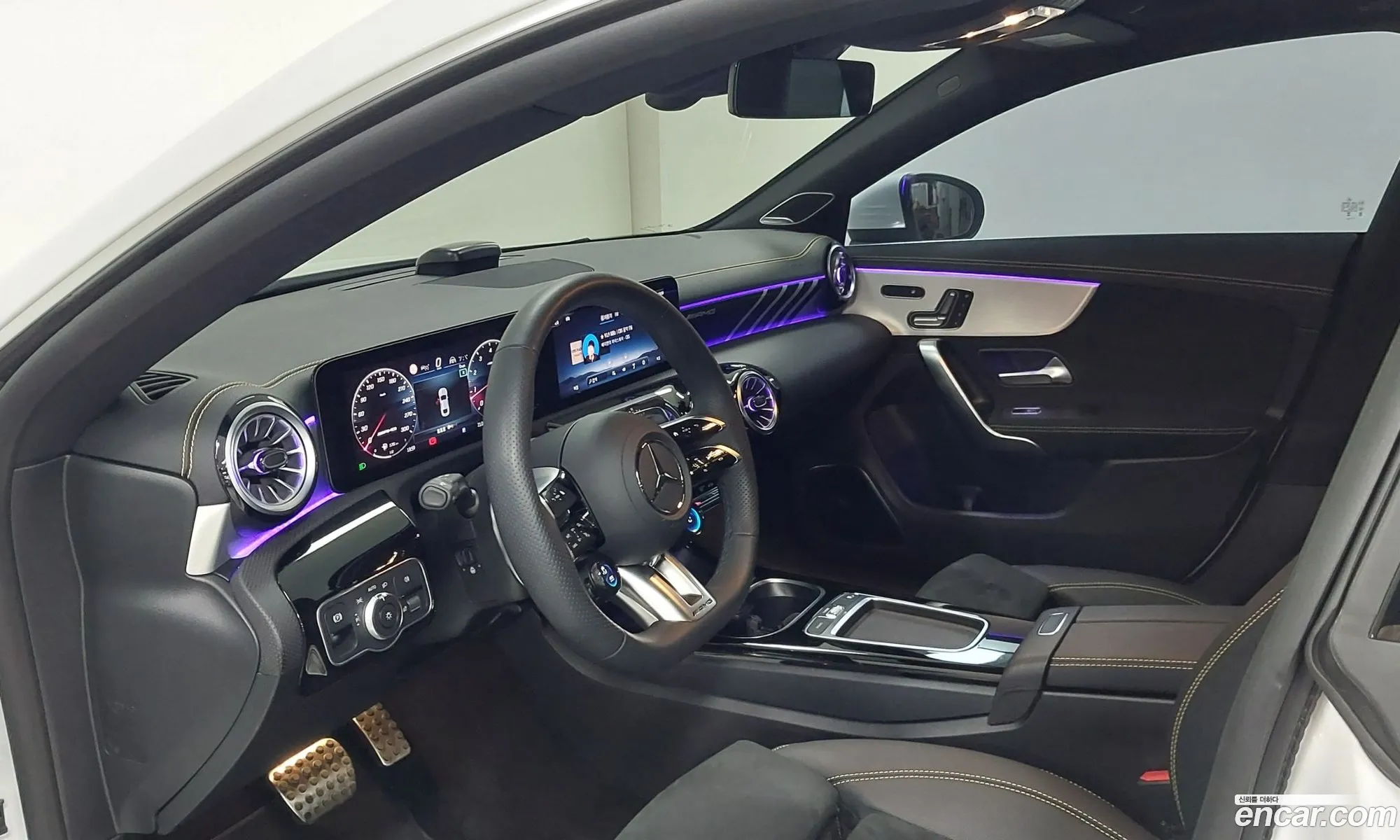 Mercedes-Benz CLA-Class C118 2024 — 10