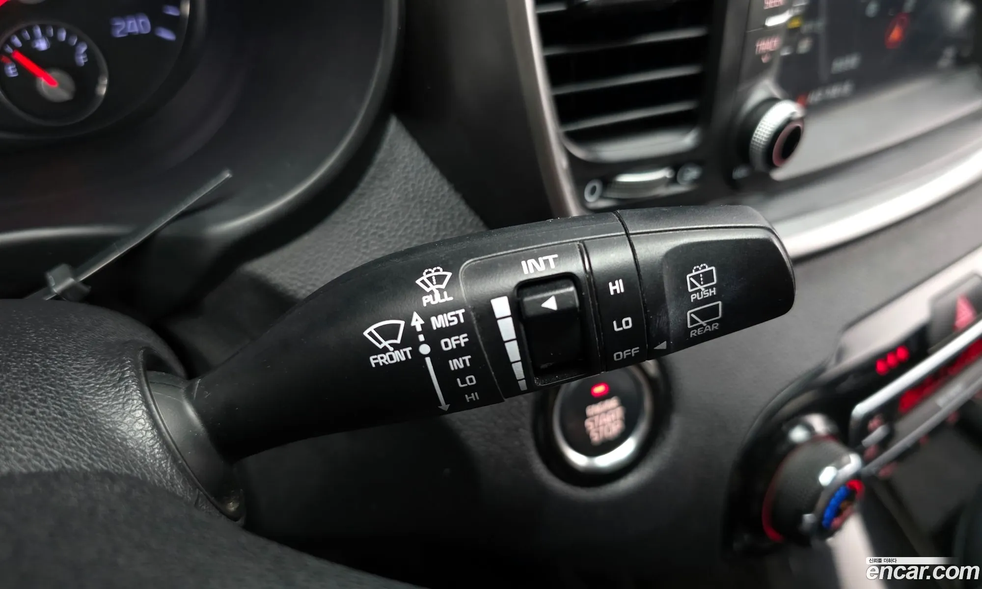 Kia Sorento 2018 — 10