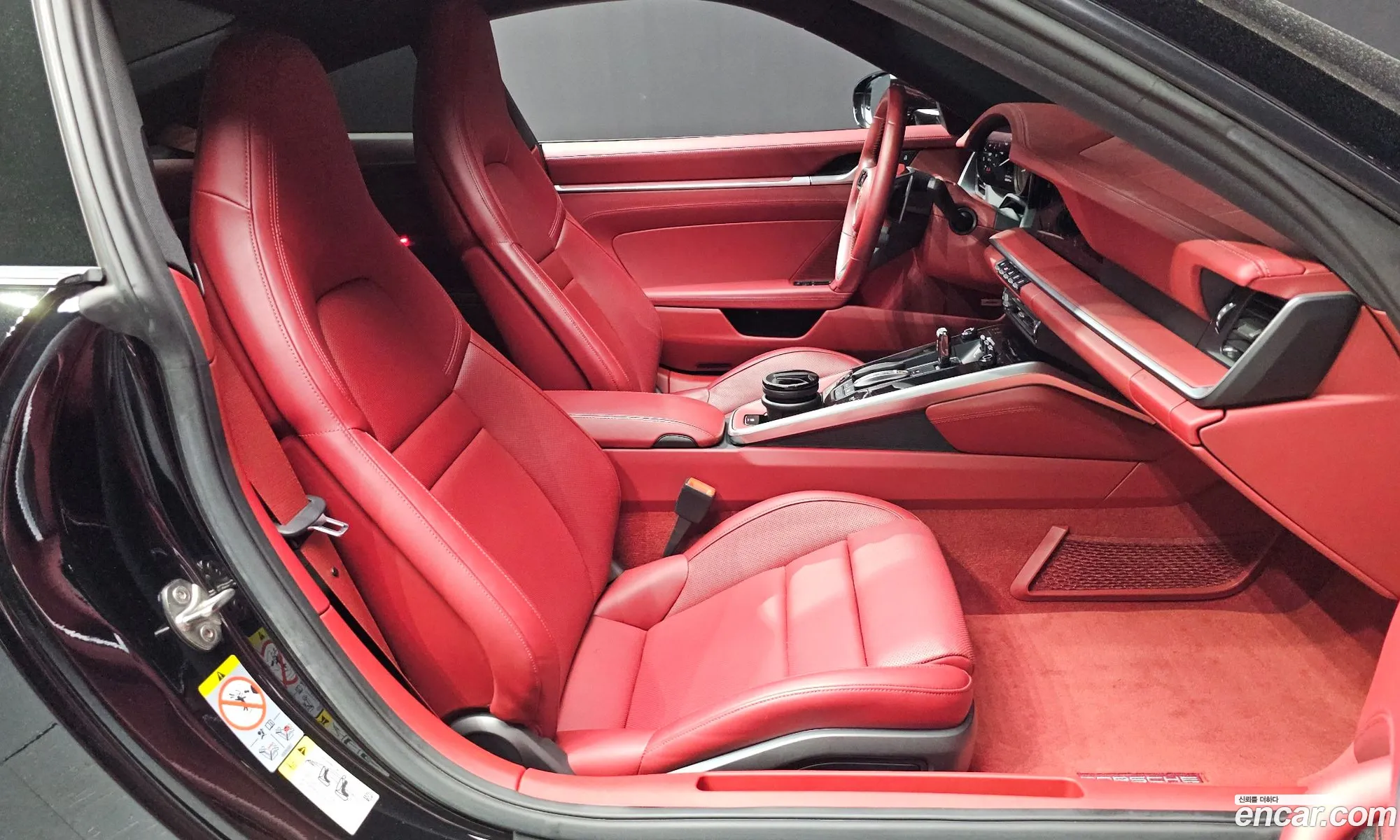 Porsche 911 2023 WP0AB2993PS220694 — 24
