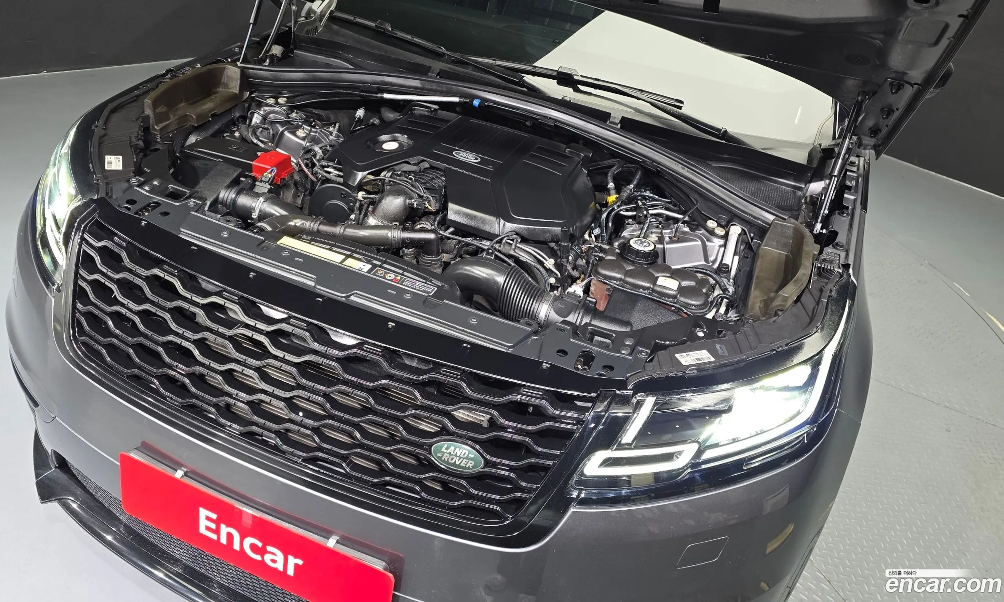 Land Rover Range Rover Velar 2019 — 29