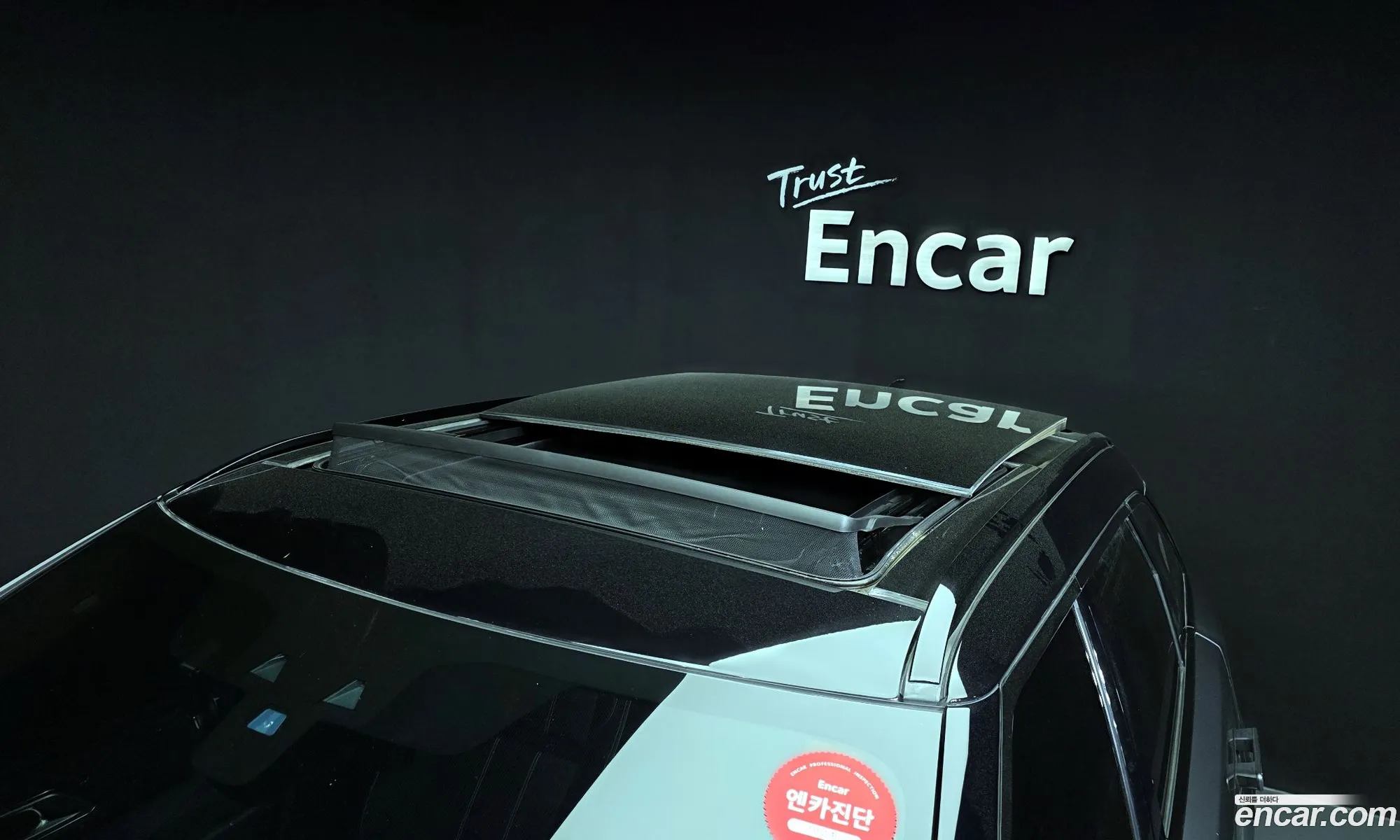 Land Rover Range Rover Velar 2019 — 9