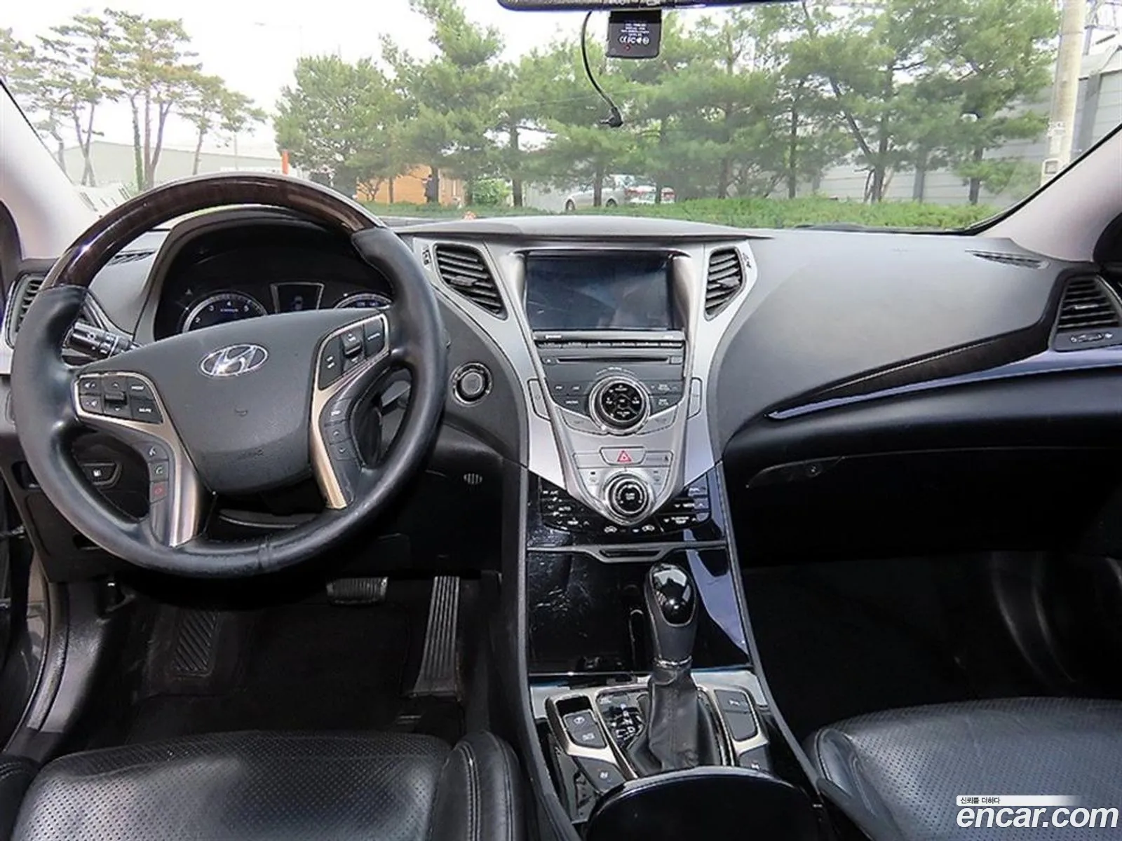 Hyundai Grandeur HG 2012 — 3