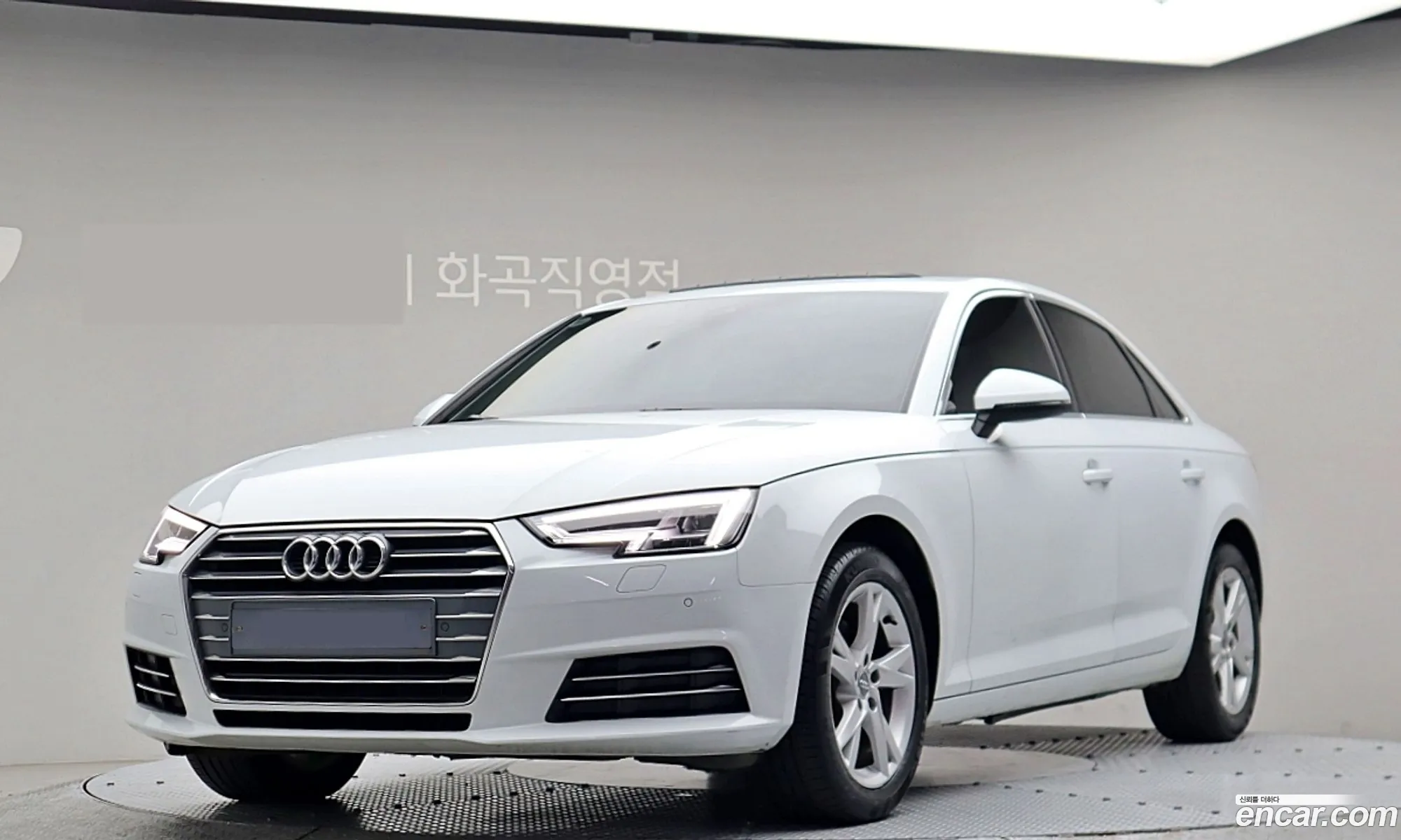 Audi A4 2018 — 10