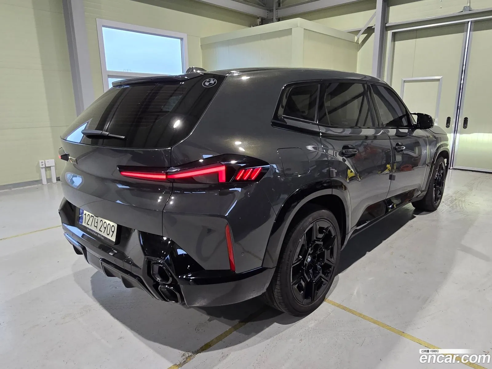 BMW XM 2023 — 4