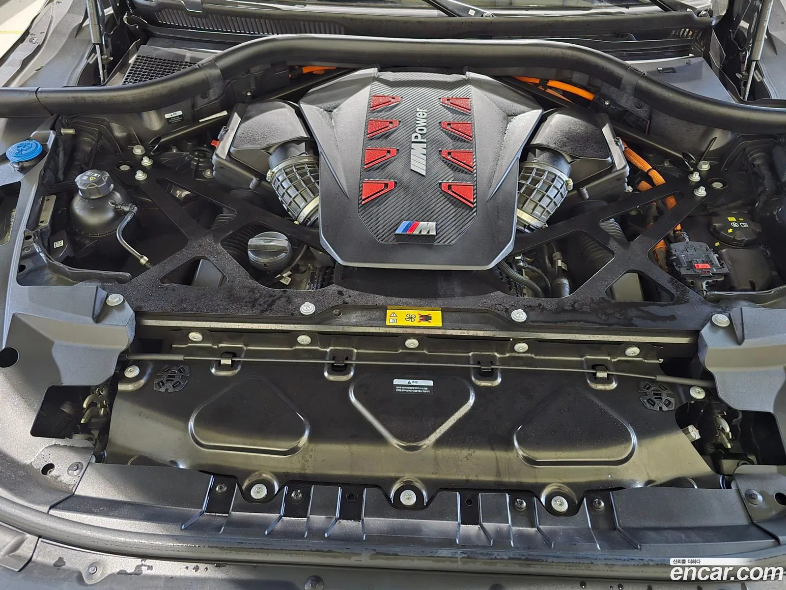 BMW XM 2023 — 19