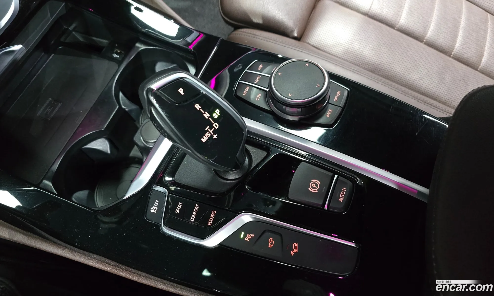 BMW X4 2021 — 28