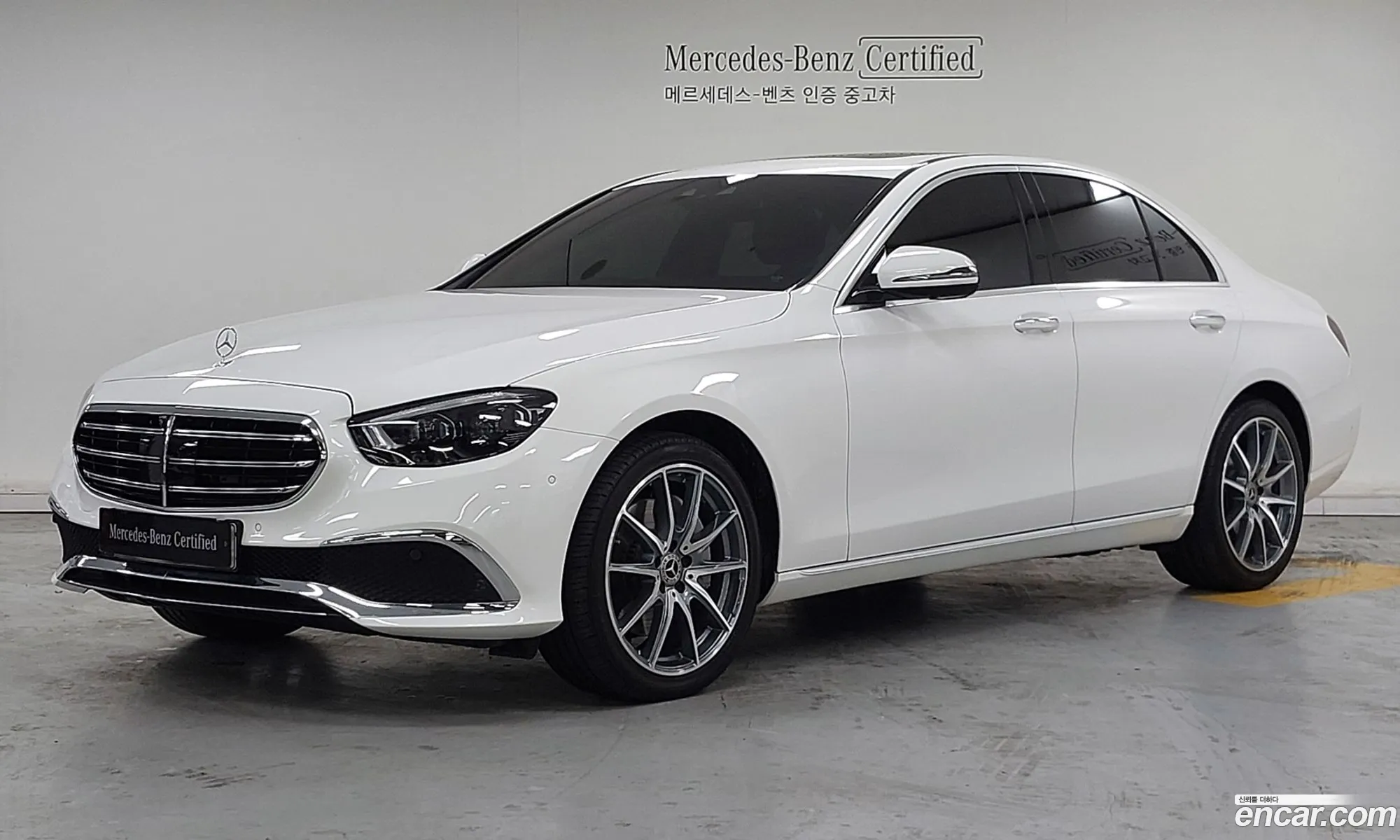 Mercedes-Benz E-Class W213 2022 — 15