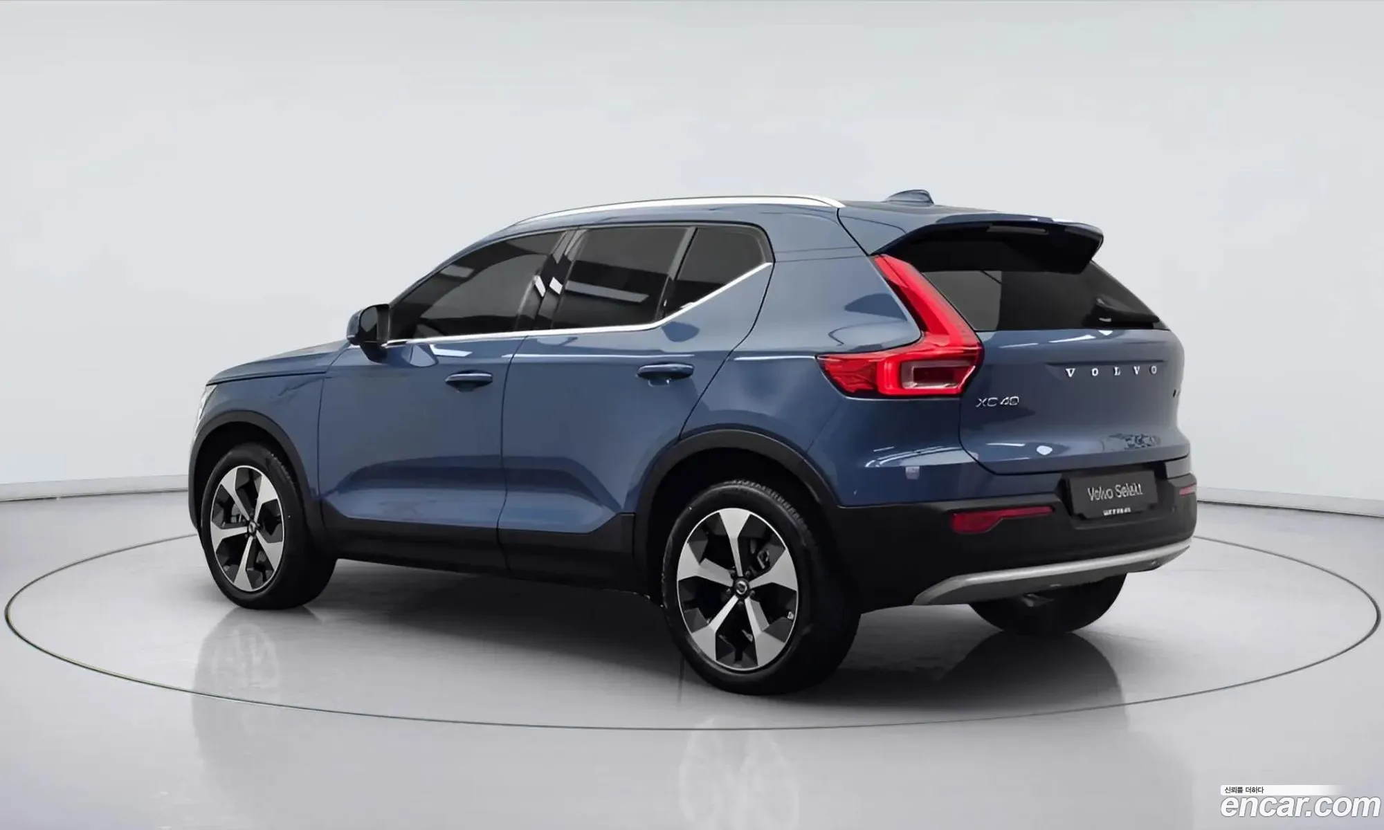 Volvo XC40 2025 — 5