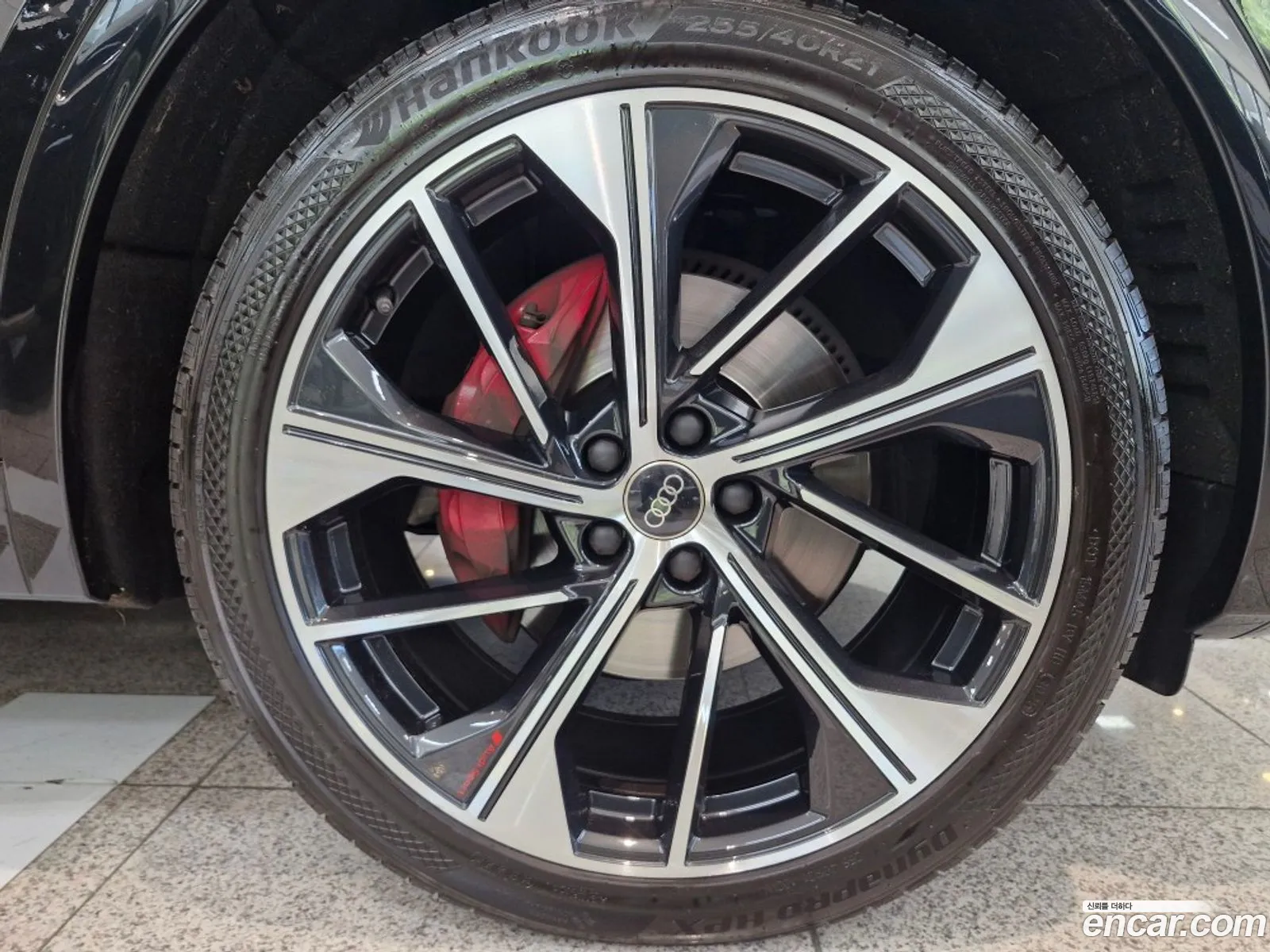 Audi SQ5 2023 — 2