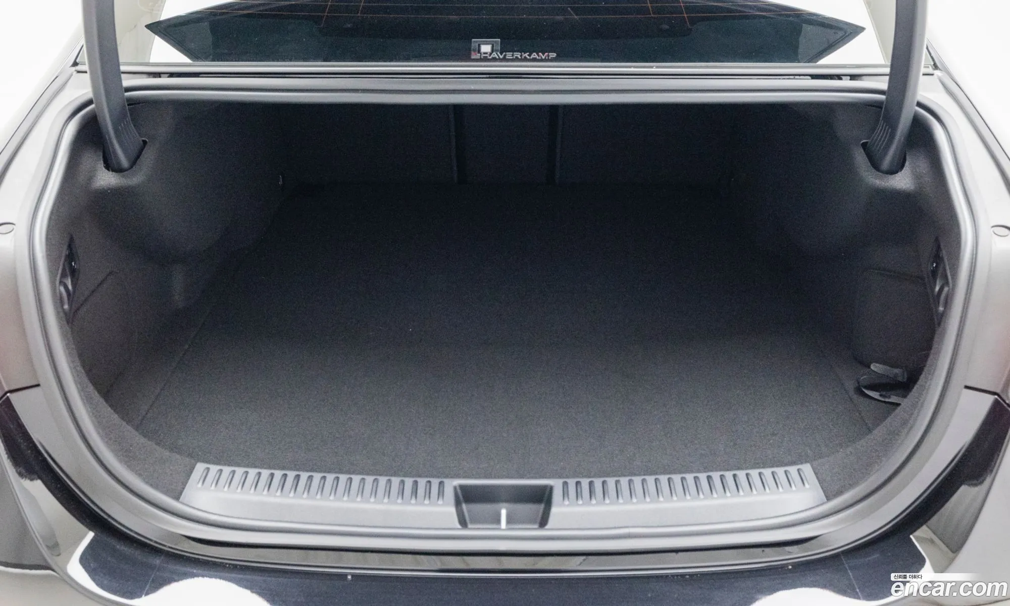 Mercedes-Benz E-Class W214 2025 — 2