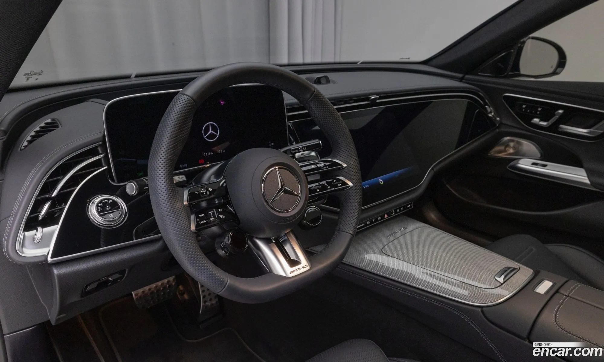 Mercedes-Benz E-Class W214 2025 — 14