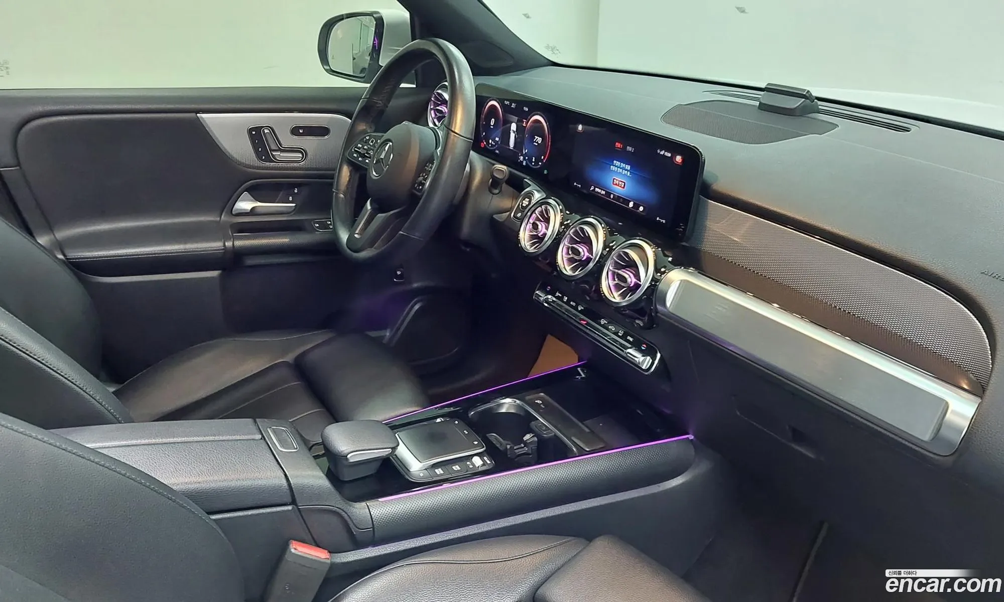 Mercedes-Benz GLB-Class X247 2021 — 15