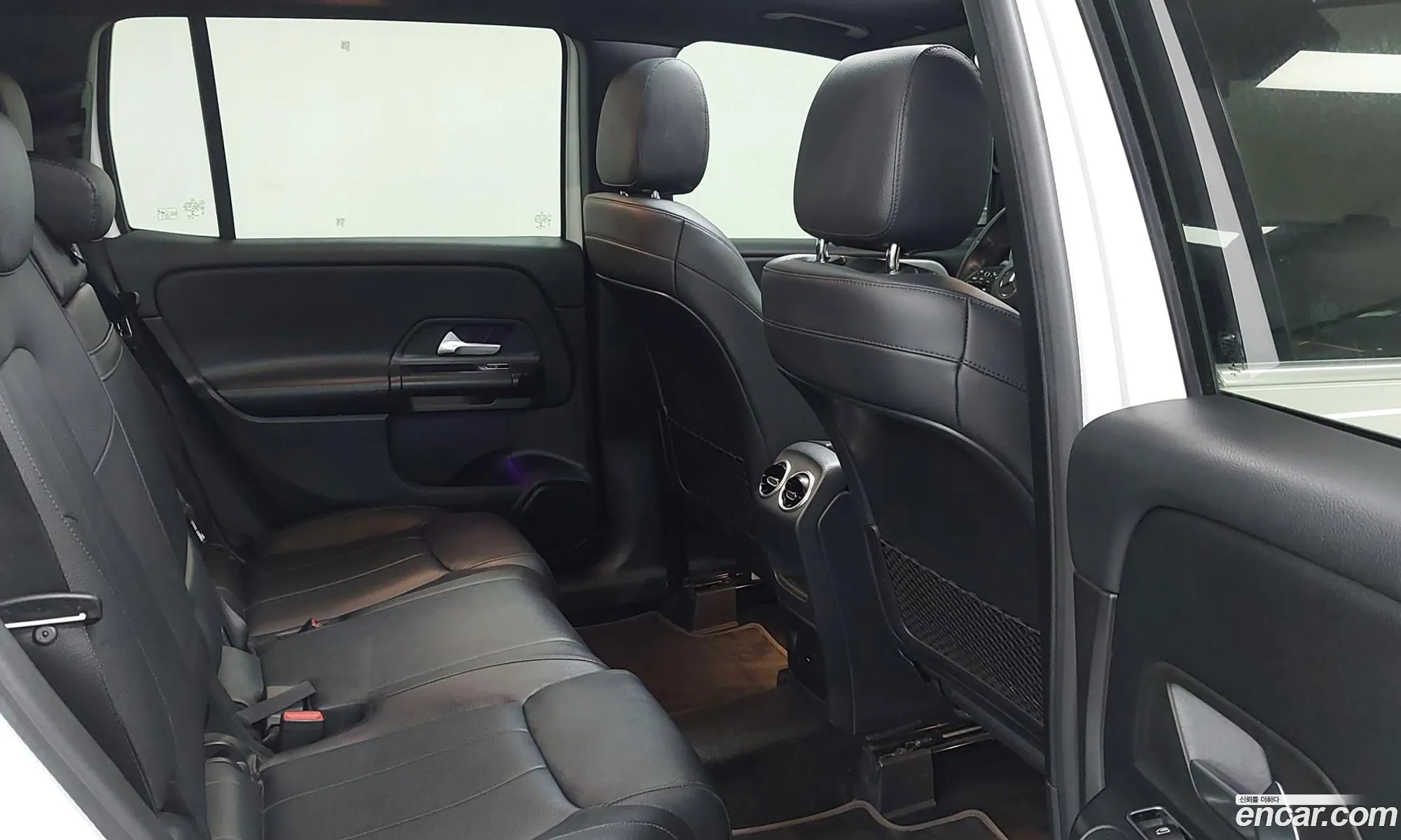 Mercedes-Benz GLB-Class X247 2021 — 19