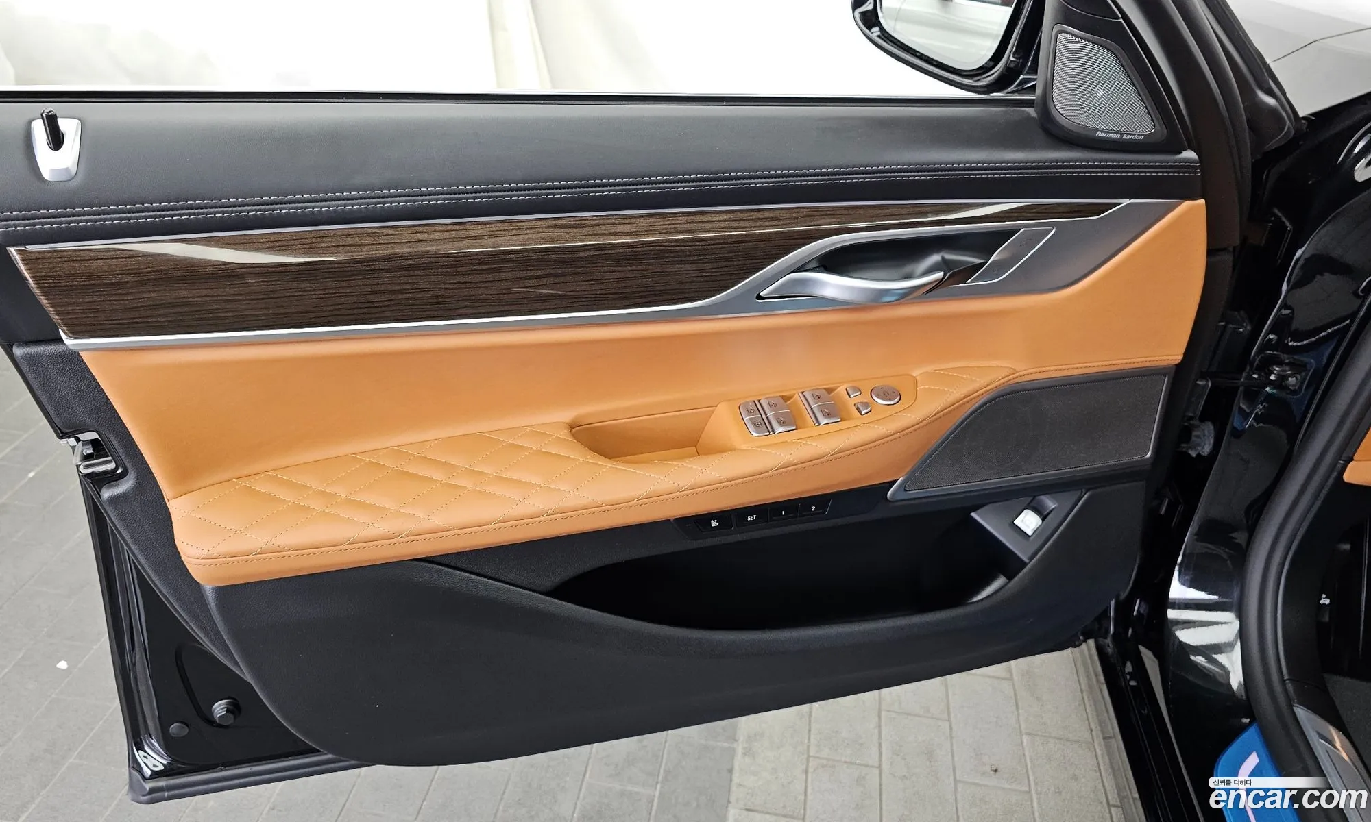 BMW 7 Series 2021 — 18