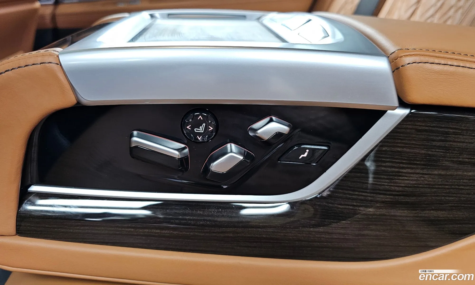 BMW 7 Series 2021 — 24