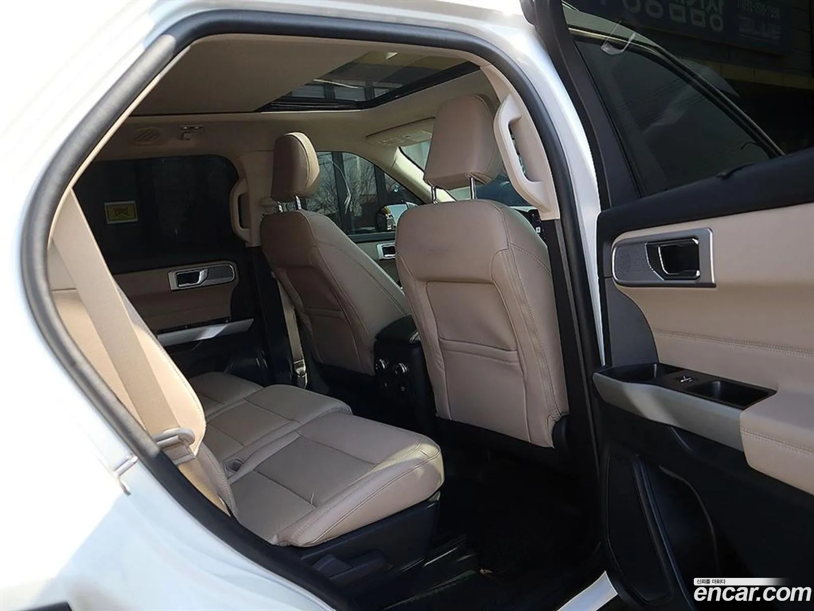 Ford Explorer 6th Gen 2021 — 9