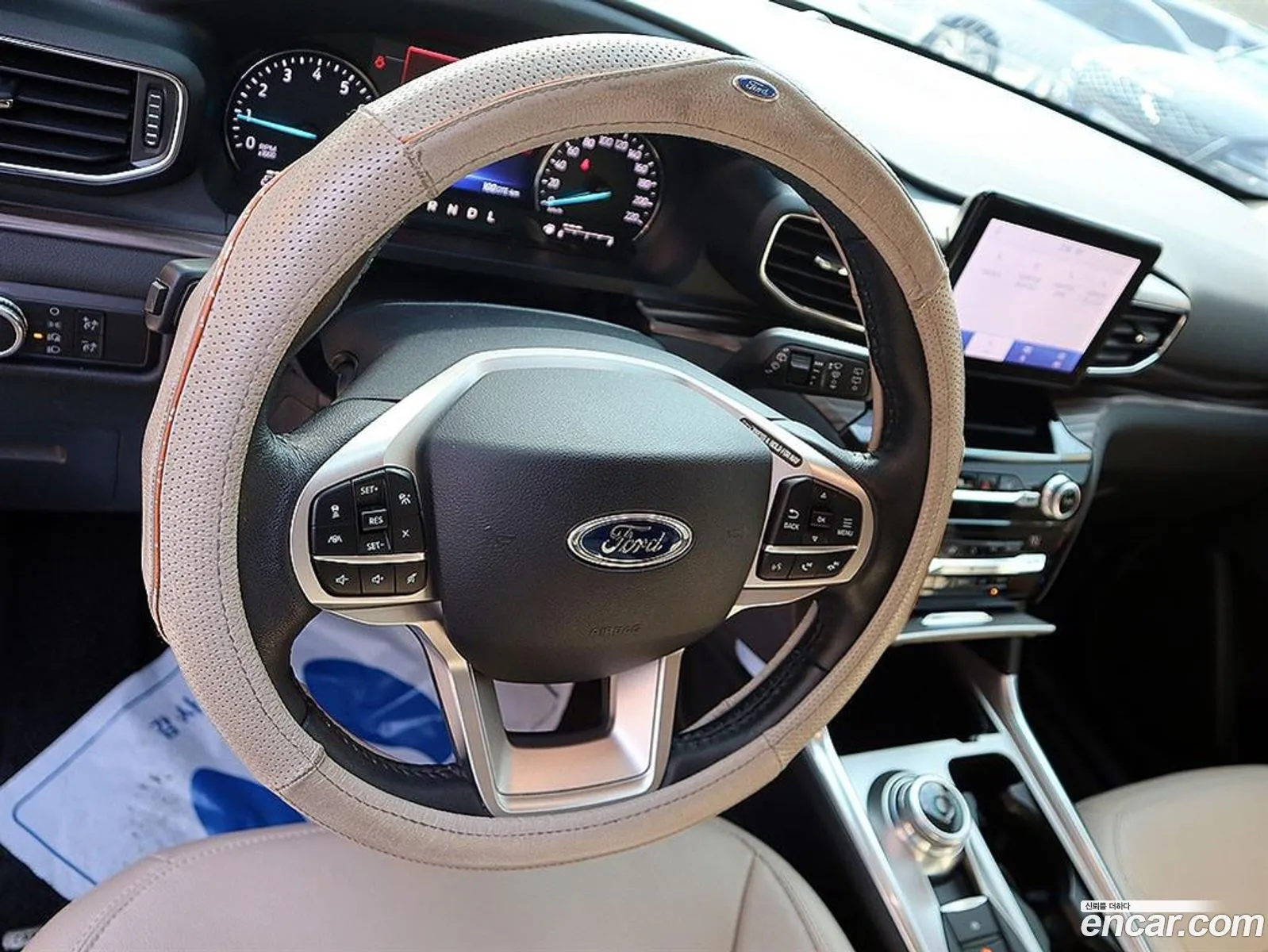Ford Explorer 6th Gen 2021 — 5
