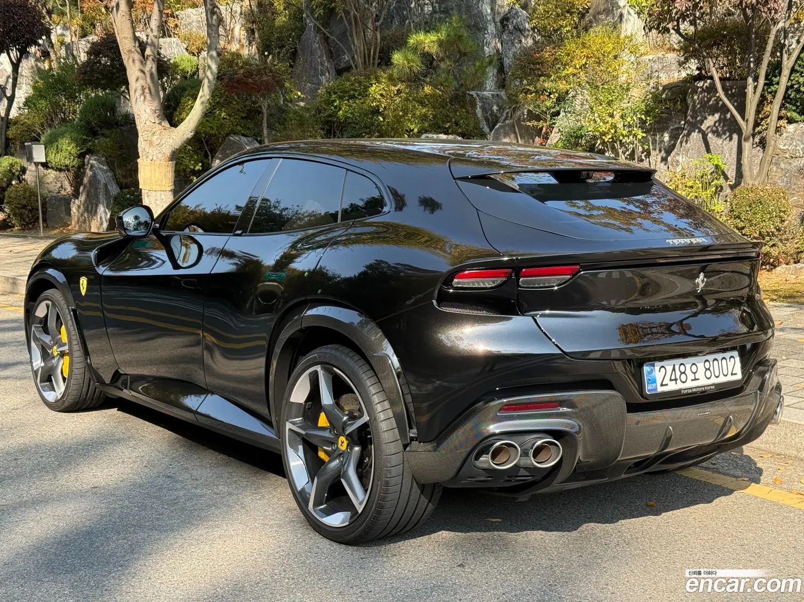 Ferrari Purosangue 2024 — 10