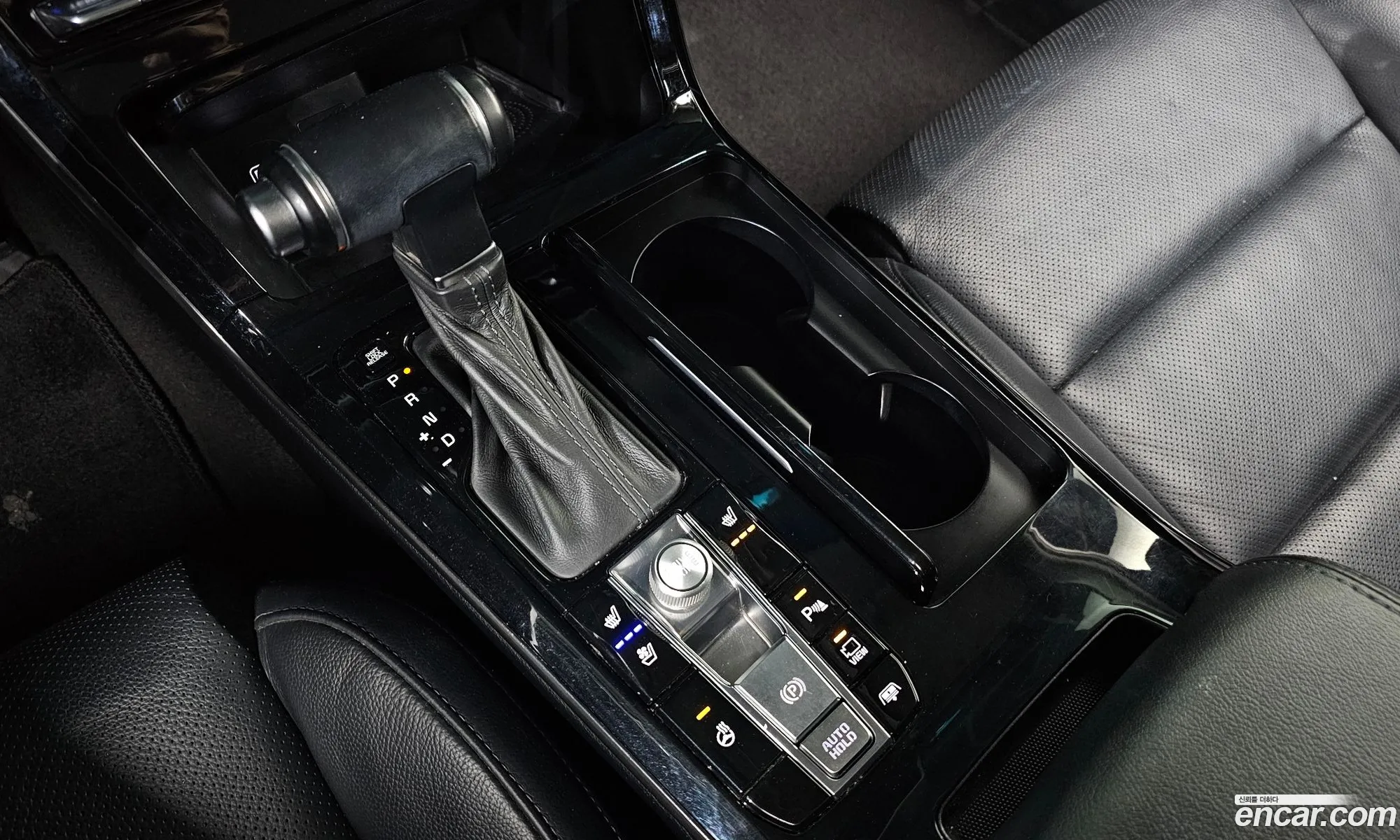 Kia K7 Premier 2020 — 18