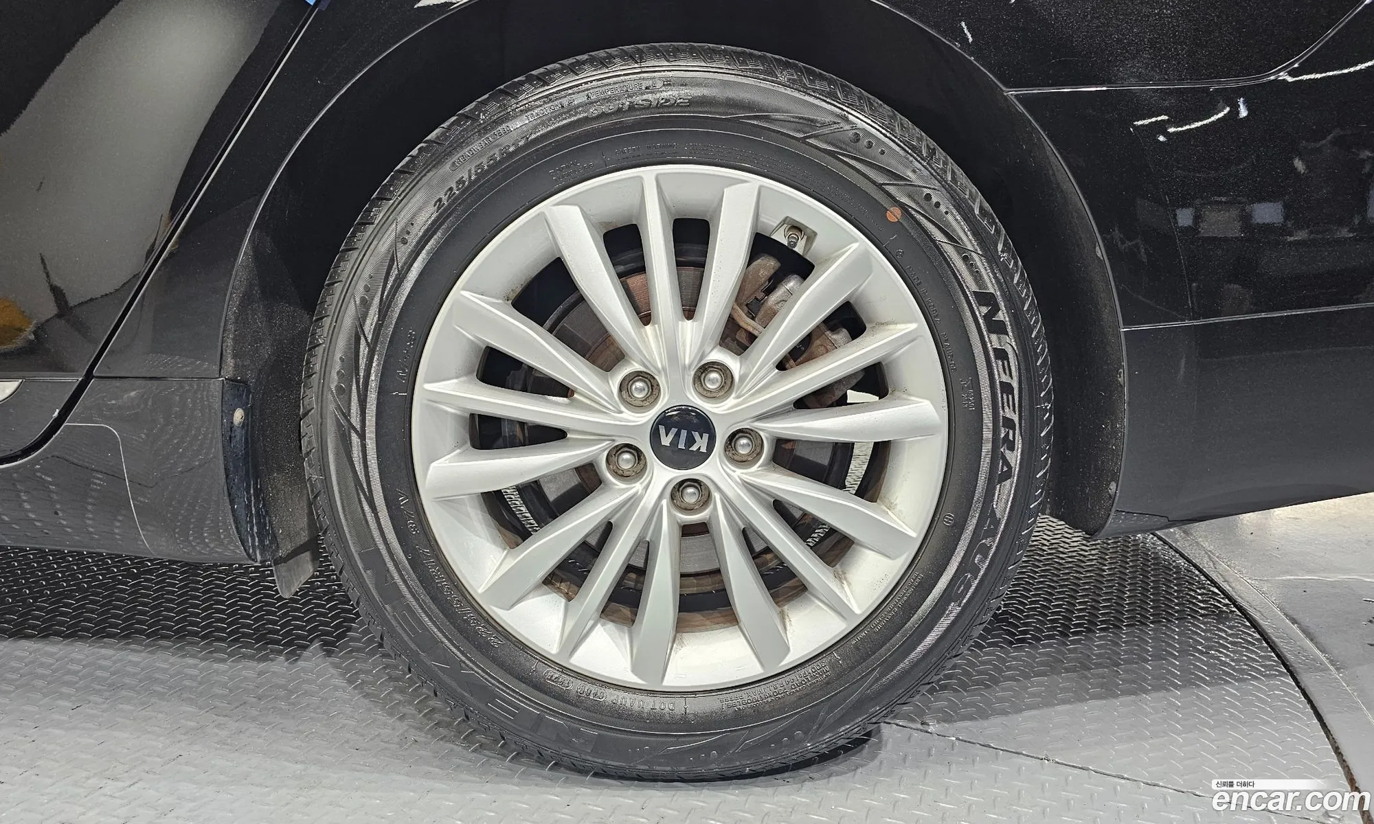 Kia K7 Premier 2020 — 26