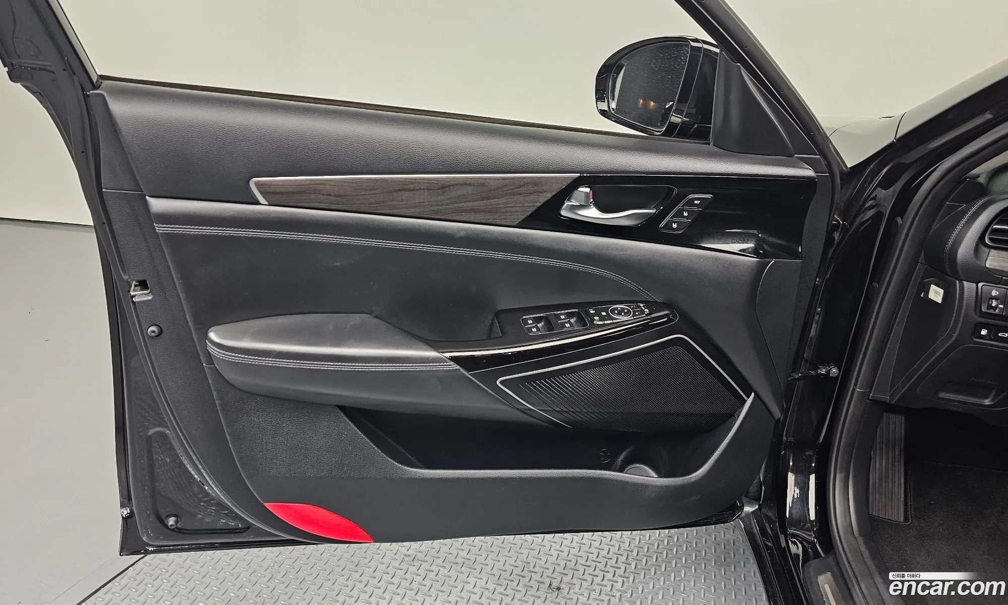 Kia K7 Premier 2020 — 14