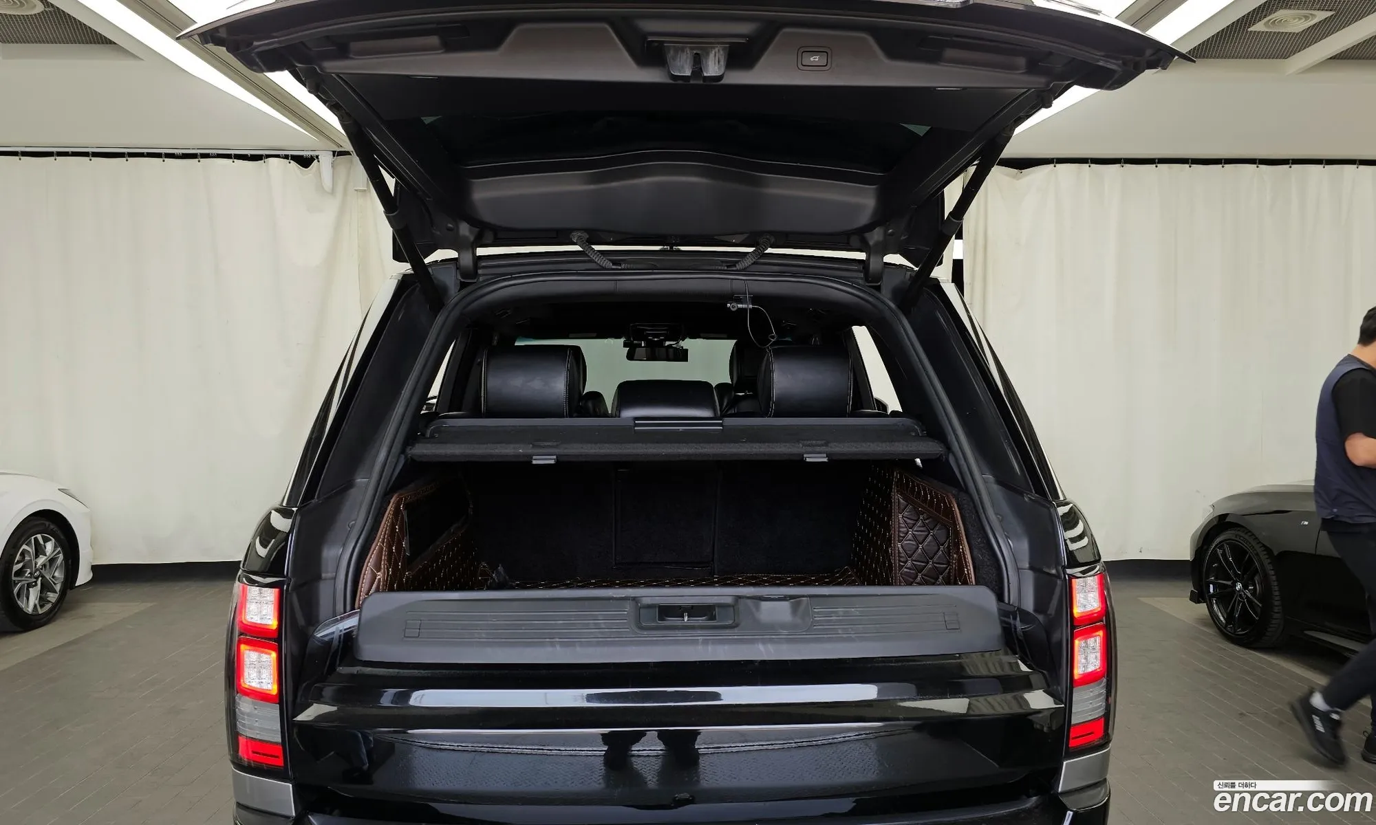 Land Rover Range Rover 2014 SALGA2JF3EA186394 — 19