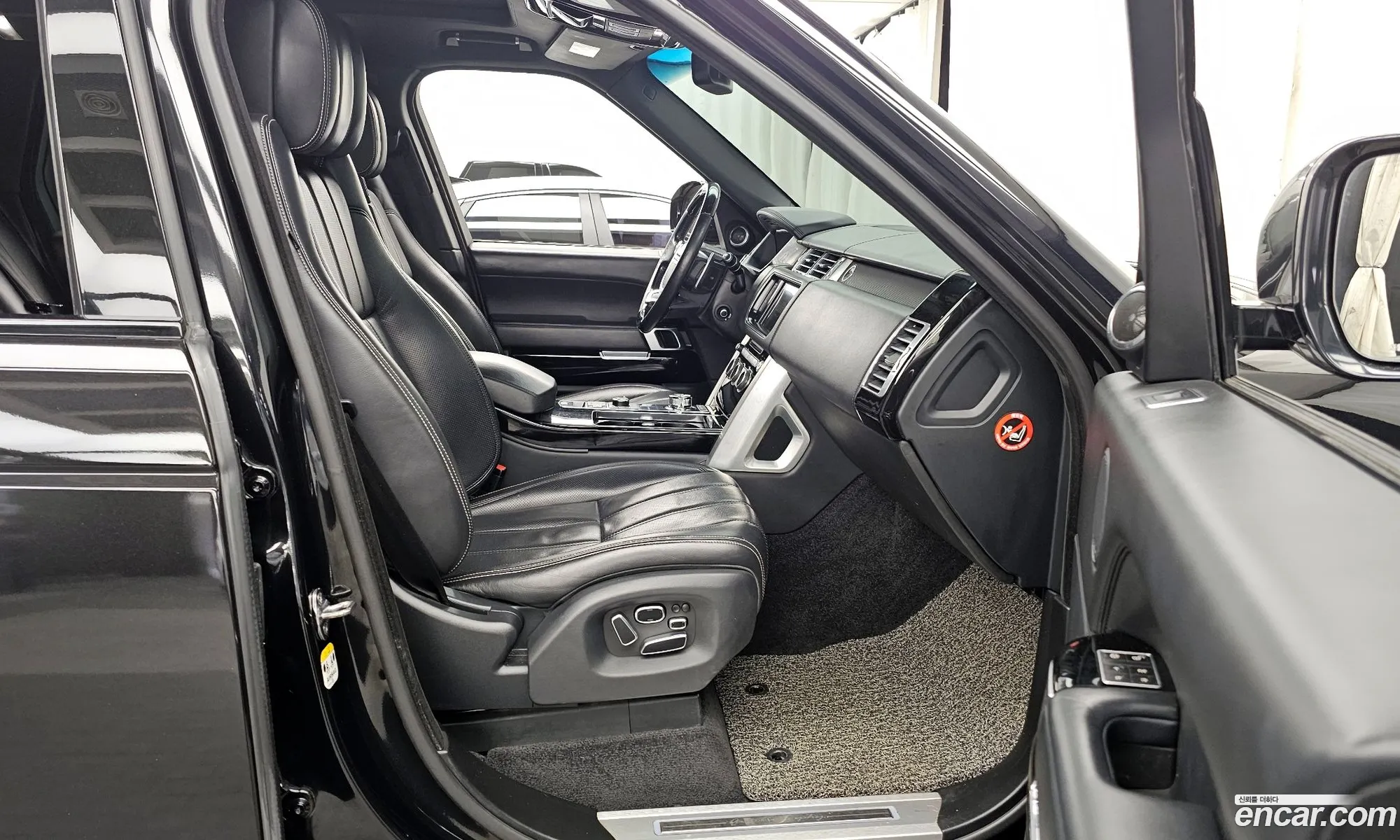 Land Rover Range Rover 2014 SALGA2JF3EA186394 — 18