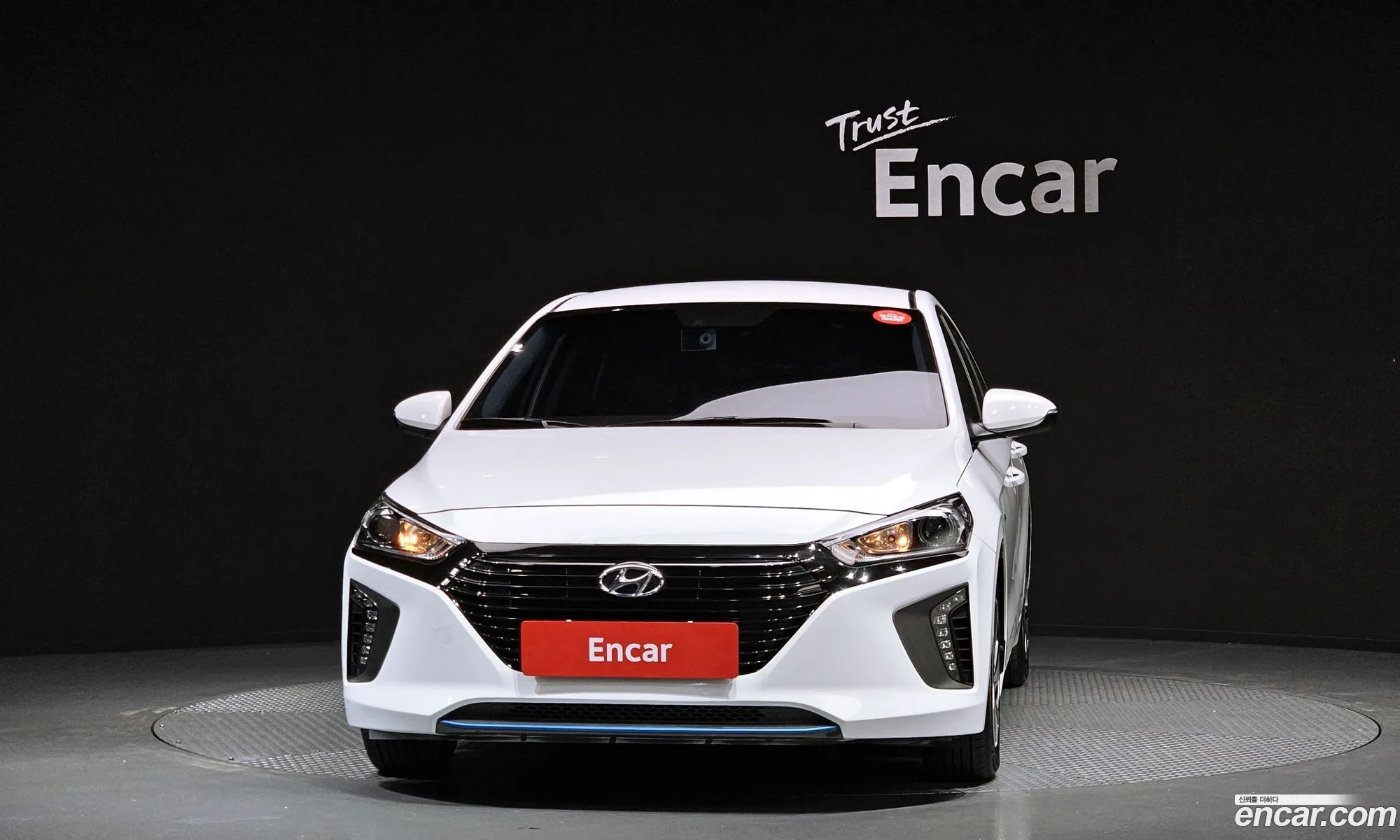 Hyundai Ioniq Hybrid 2016 — 20