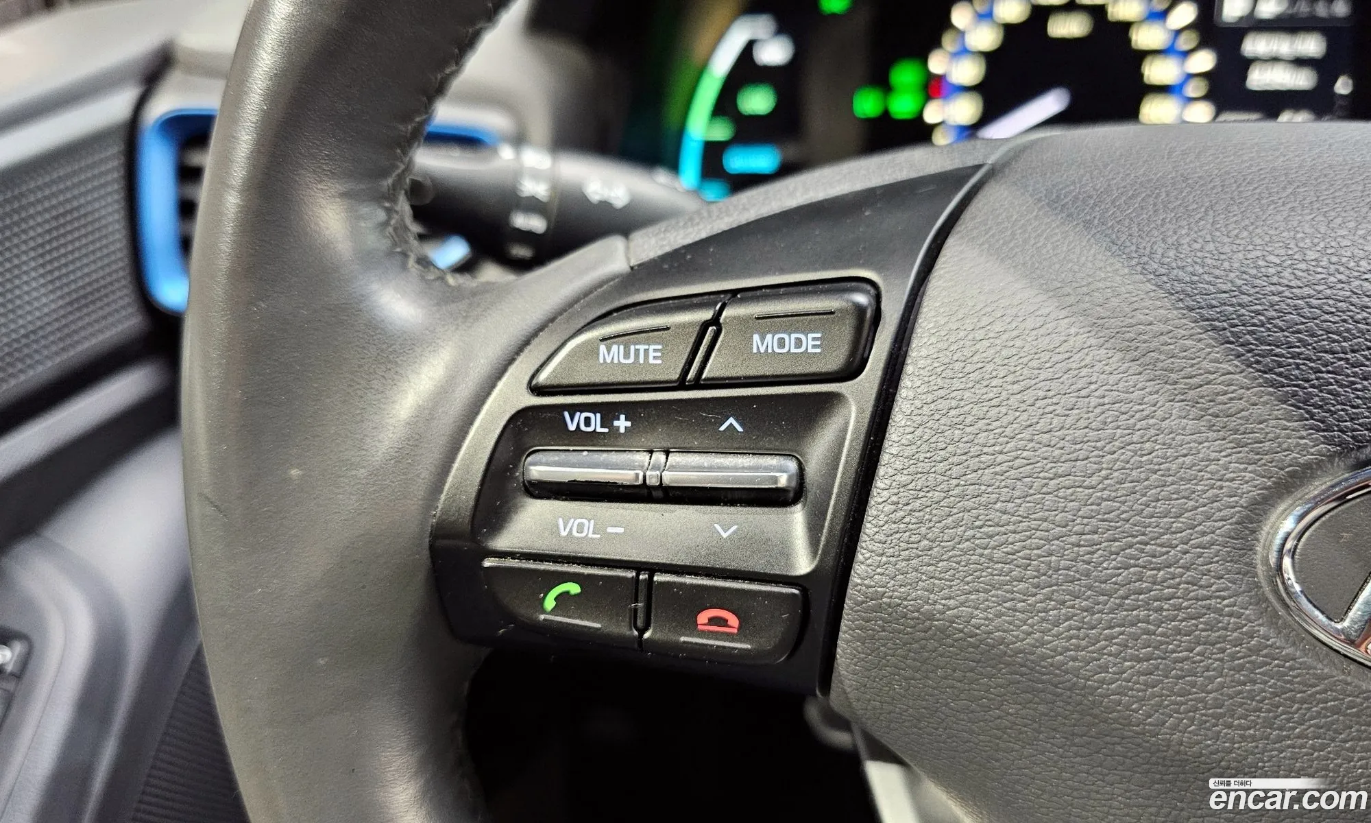 Hyundai Ioniq Hybrid 2016 — 2