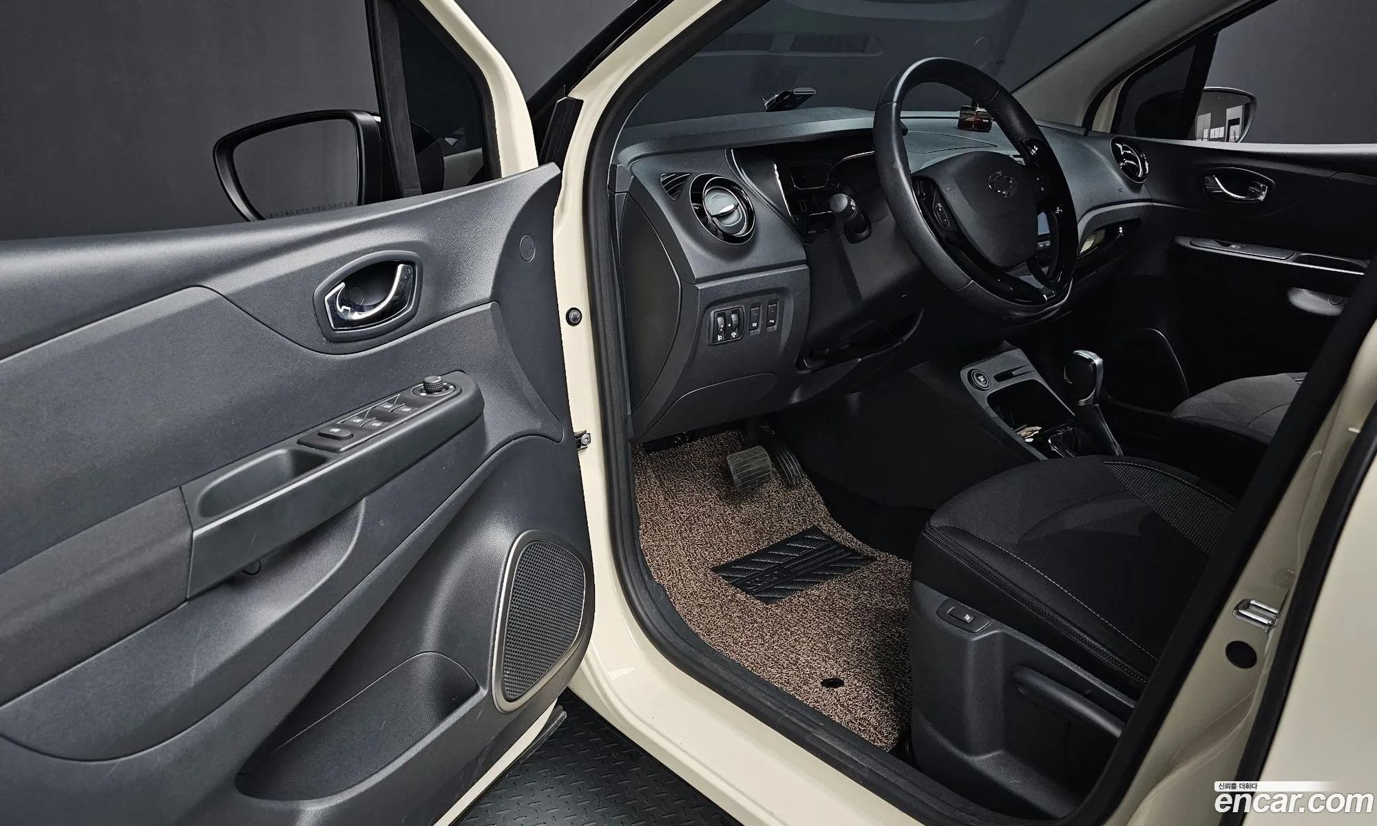 Renault Korea (Samsung) QM3 2017 — 9
