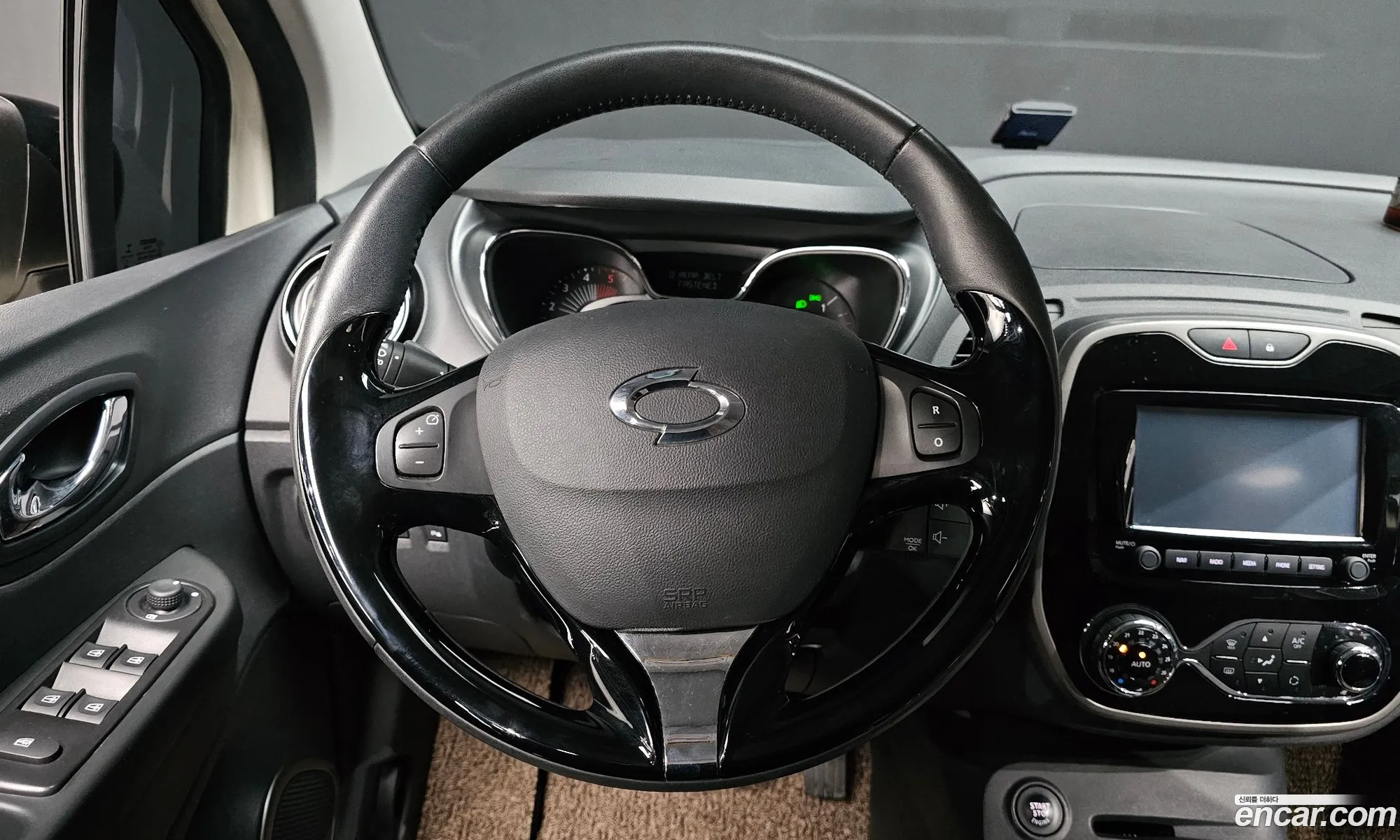 Renault Korea (Samsung) QM3 2017 — 8