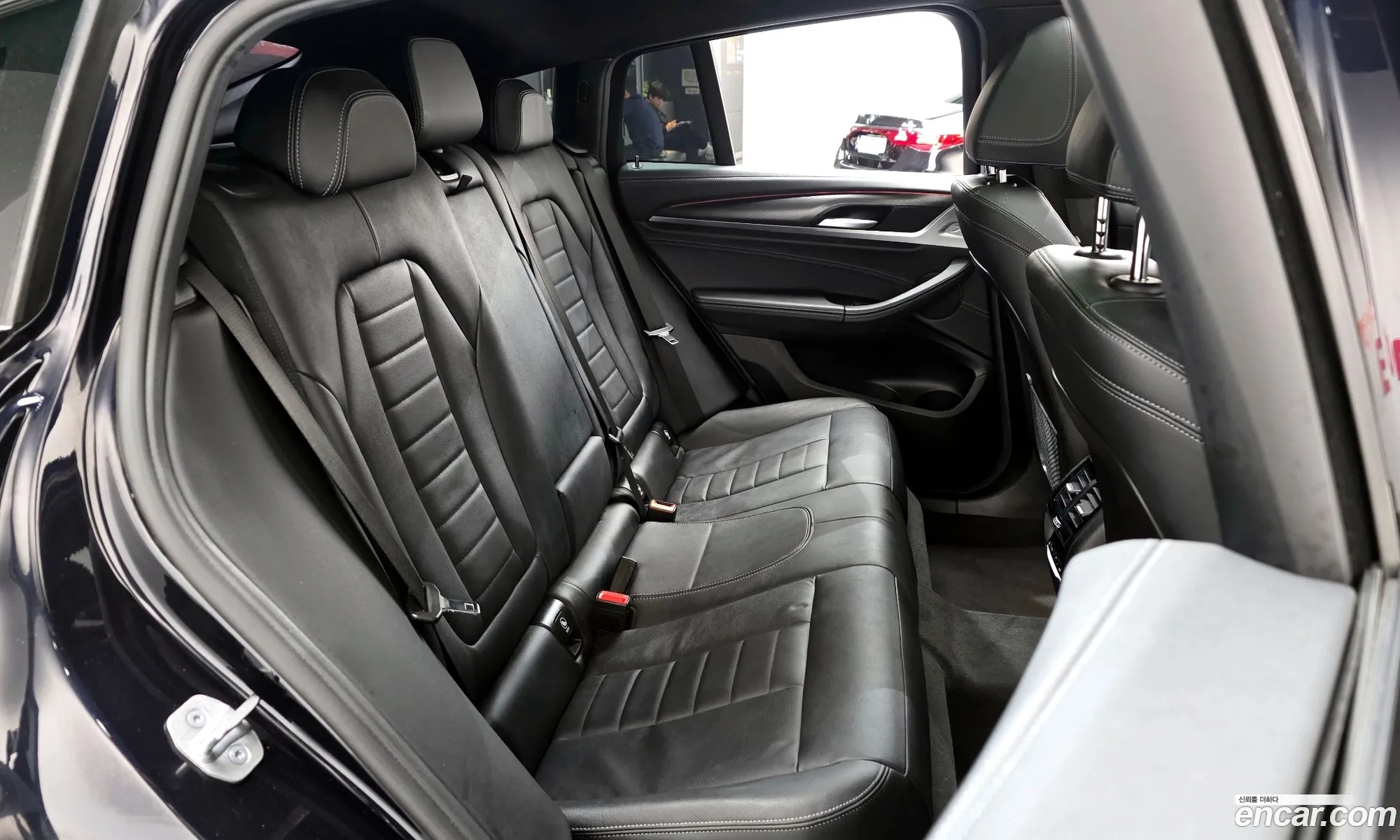 BMW X4 2021 — 28
