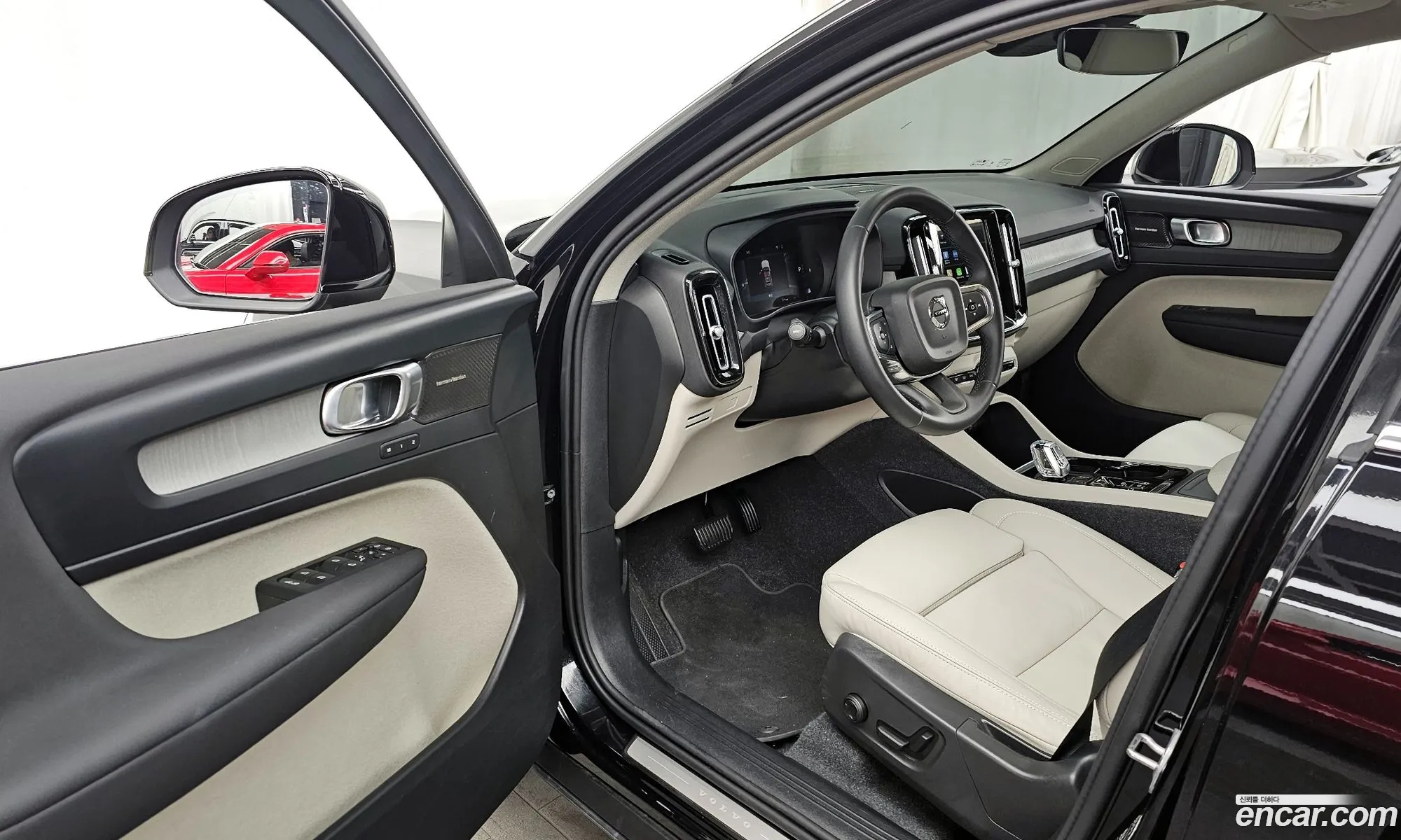 Volvo XC40 2024 — 6