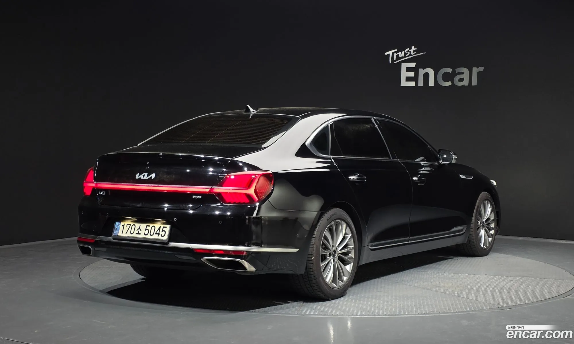 Kia K9 2021 — 14