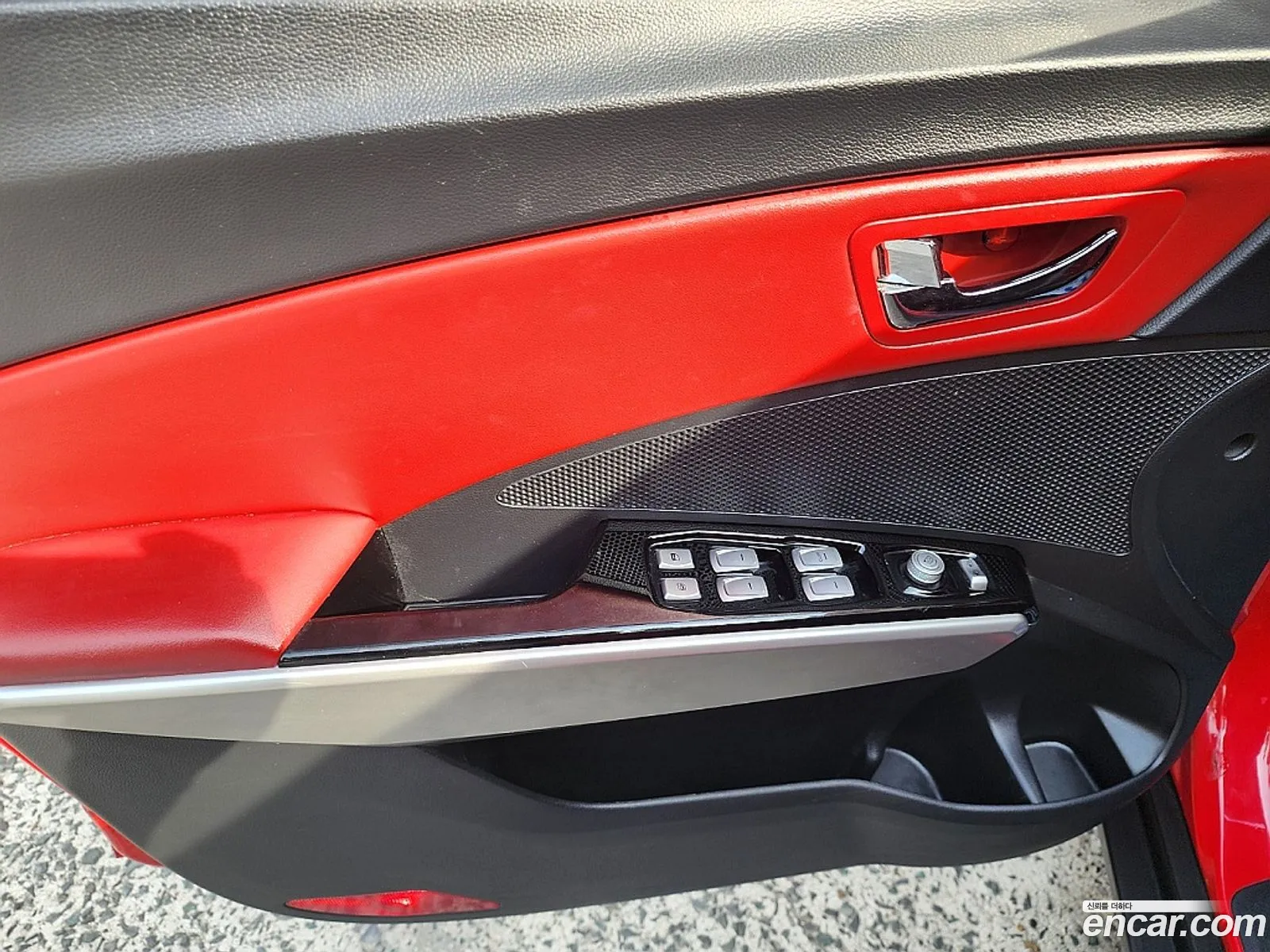 KG Mobility (SsangYong) Tivoli 2016 — 6