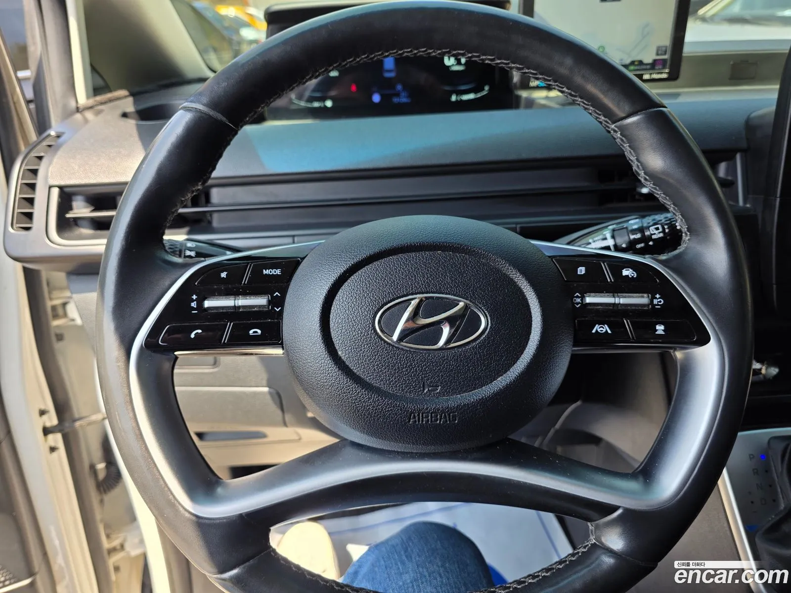 Hyundai Staria 2023 — 15