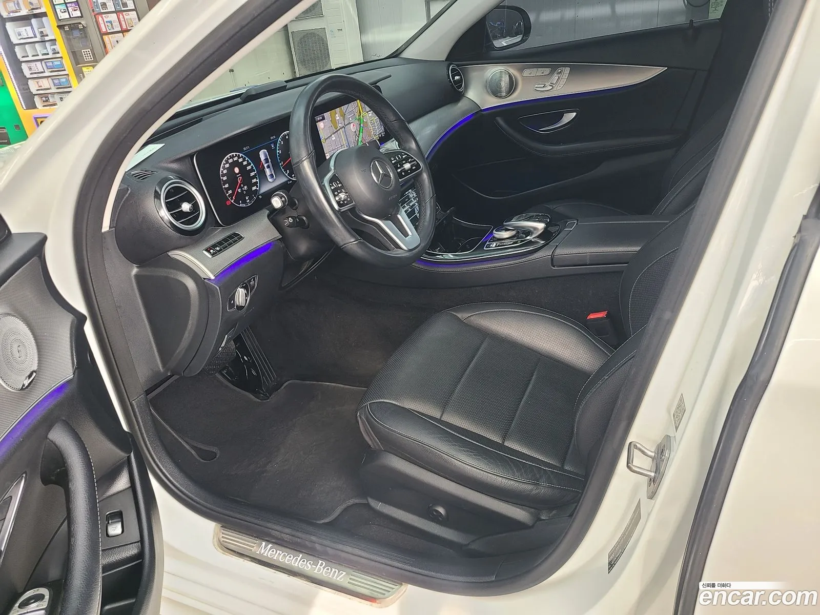 Mercedes-Benz E-Class W213 2018 — 15