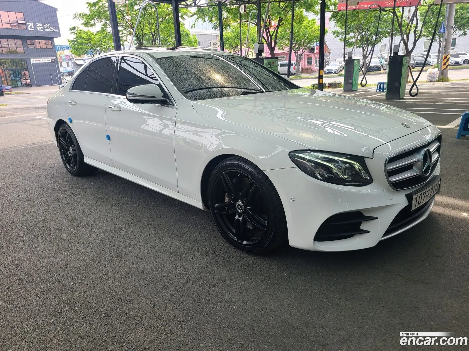 Mercedes-Benz E-Class W213 2018 — 12