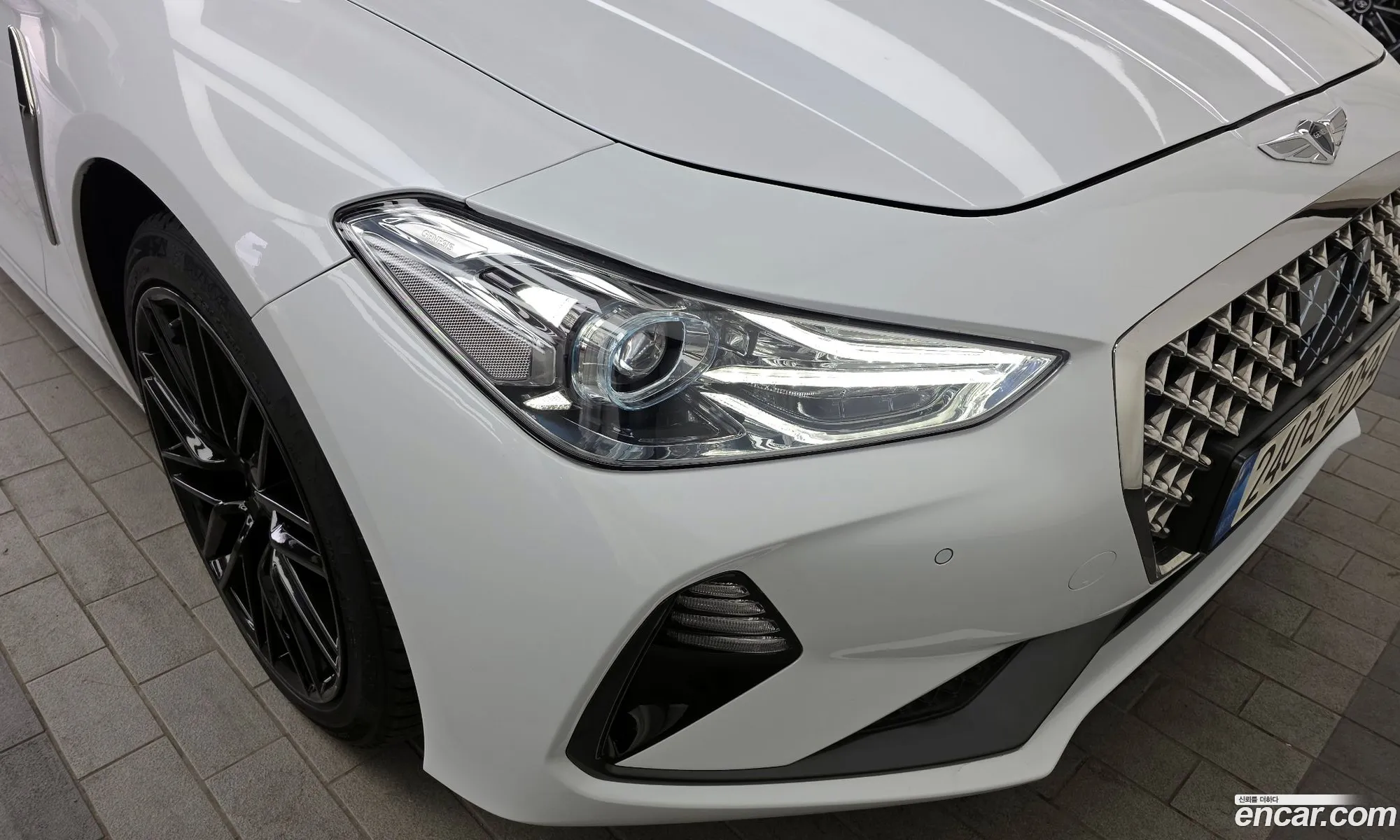 Genesis G70 2019 — 19
