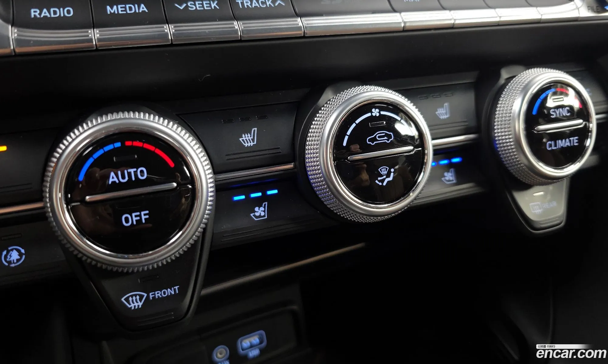 Genesis G70 2019 — 23